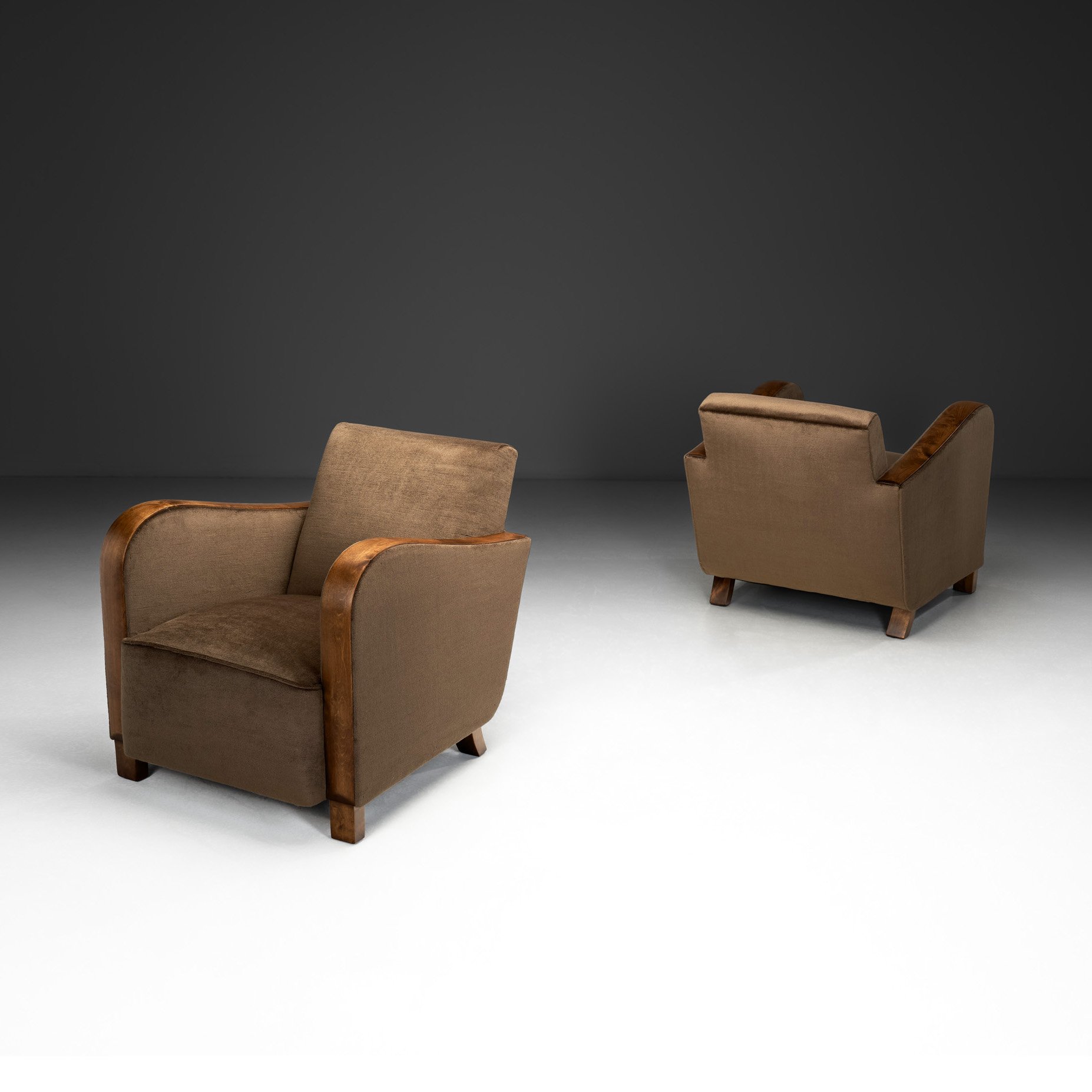 Pair of Art Deco Armchairs with Brown Upholstery, Europe ca 1930s
