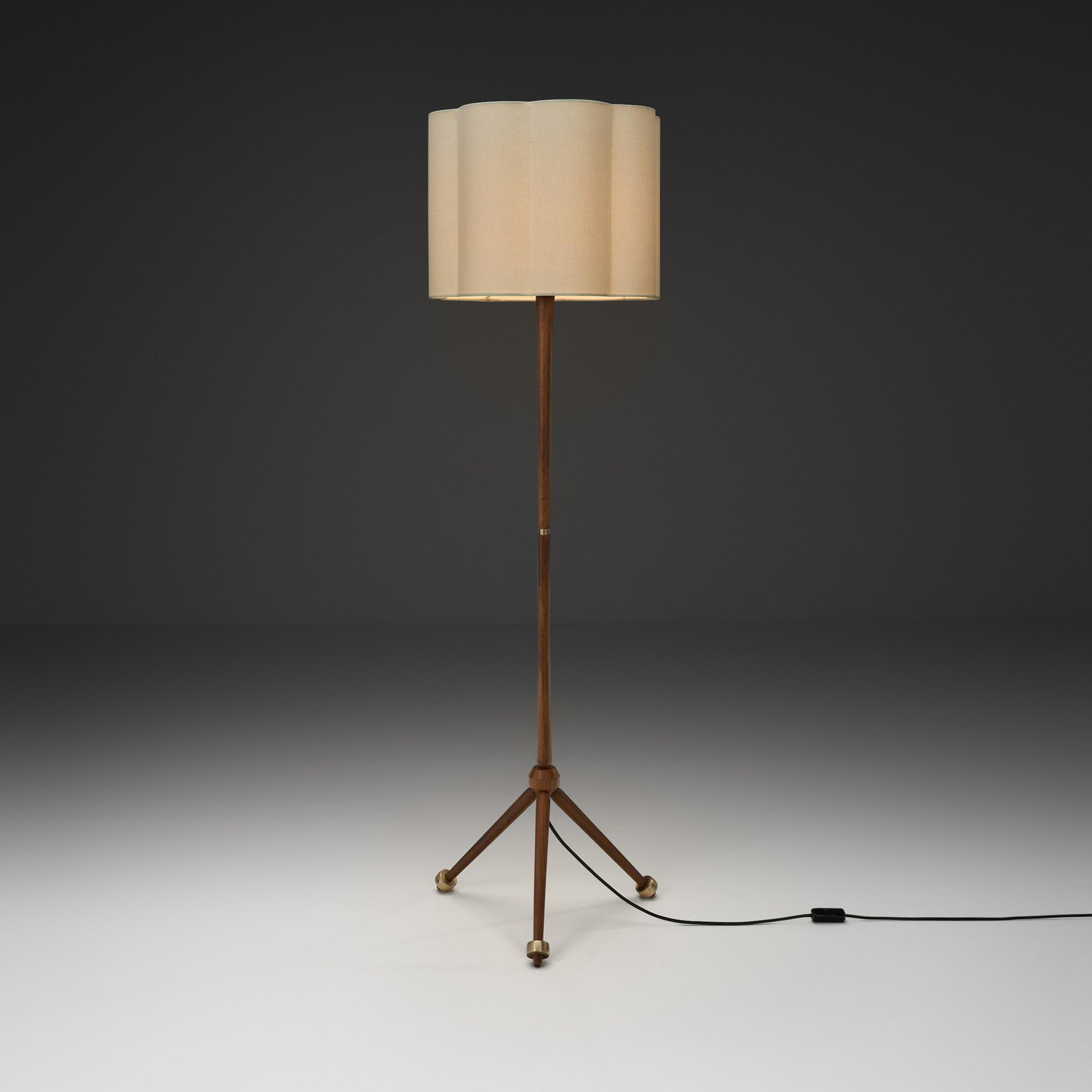 Scandinavian Modern Wood Floor Lamp with Tripod Base, Scandinavia 1950s