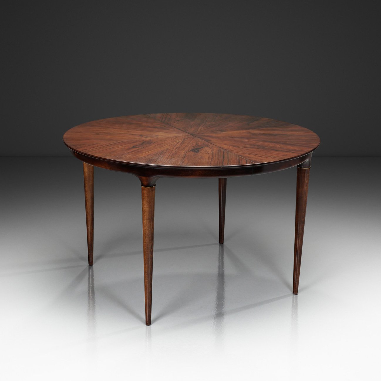 Model "113" Dining Table by Torbjørn Afdal for Vamo Møbelfabrik, Norway Mid-20th Century