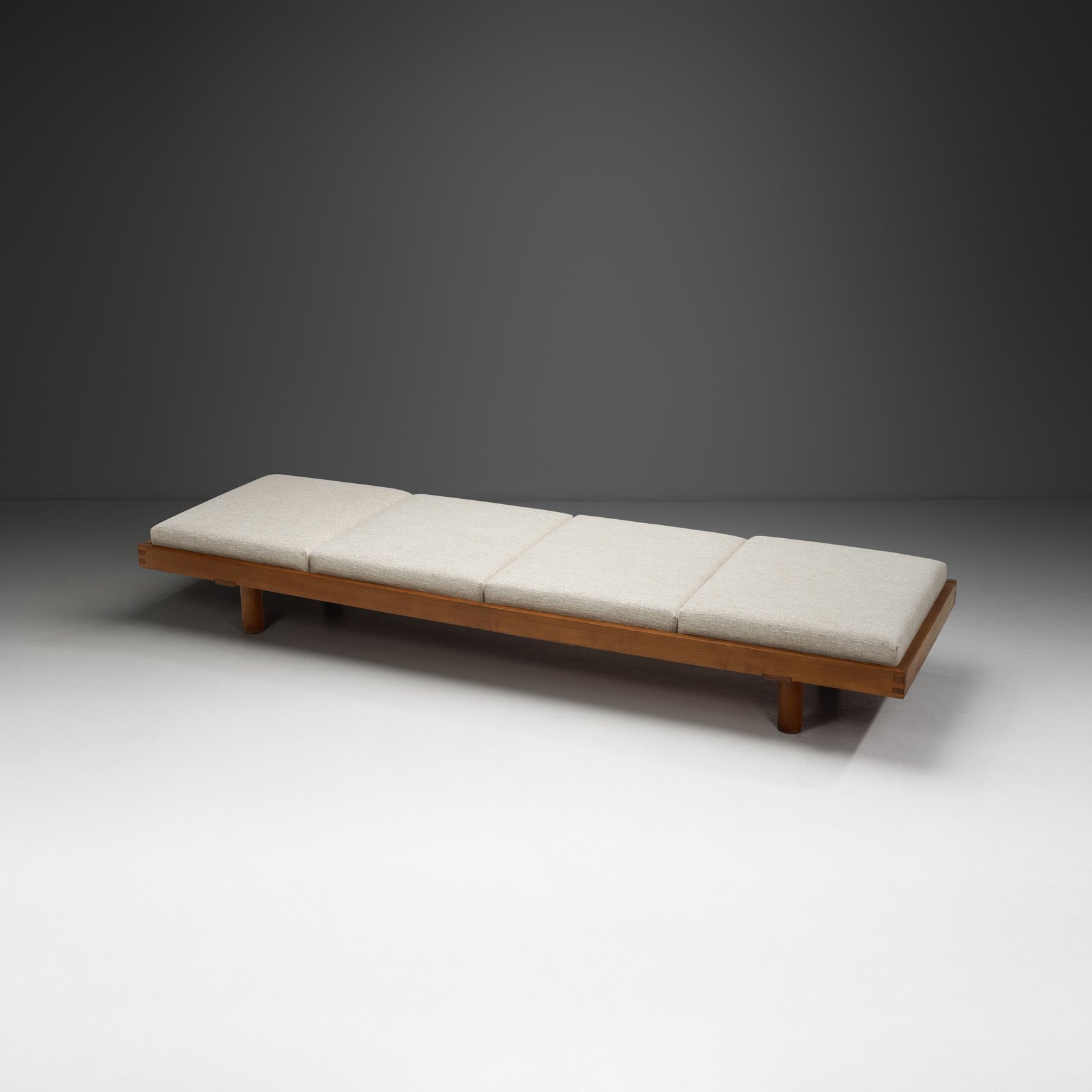 Pierre Chapo Elm “L09H” Daybed with Four Cushions, France 1960s
