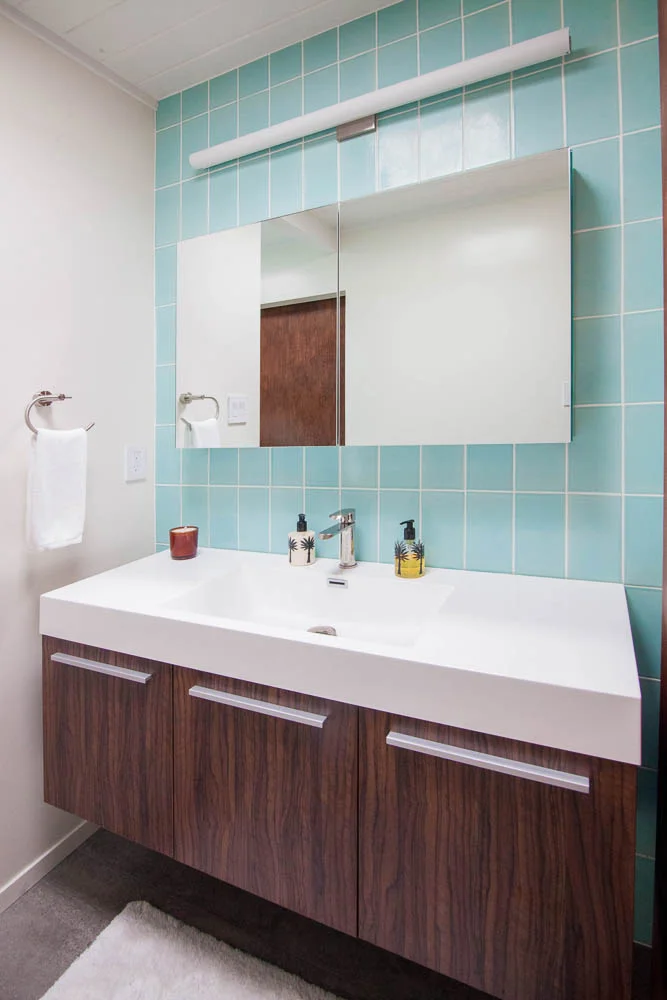 Eichler-Modern-Bathroom-Fireclay-Tile.jpg