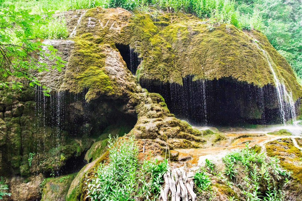 Umbrella Falls