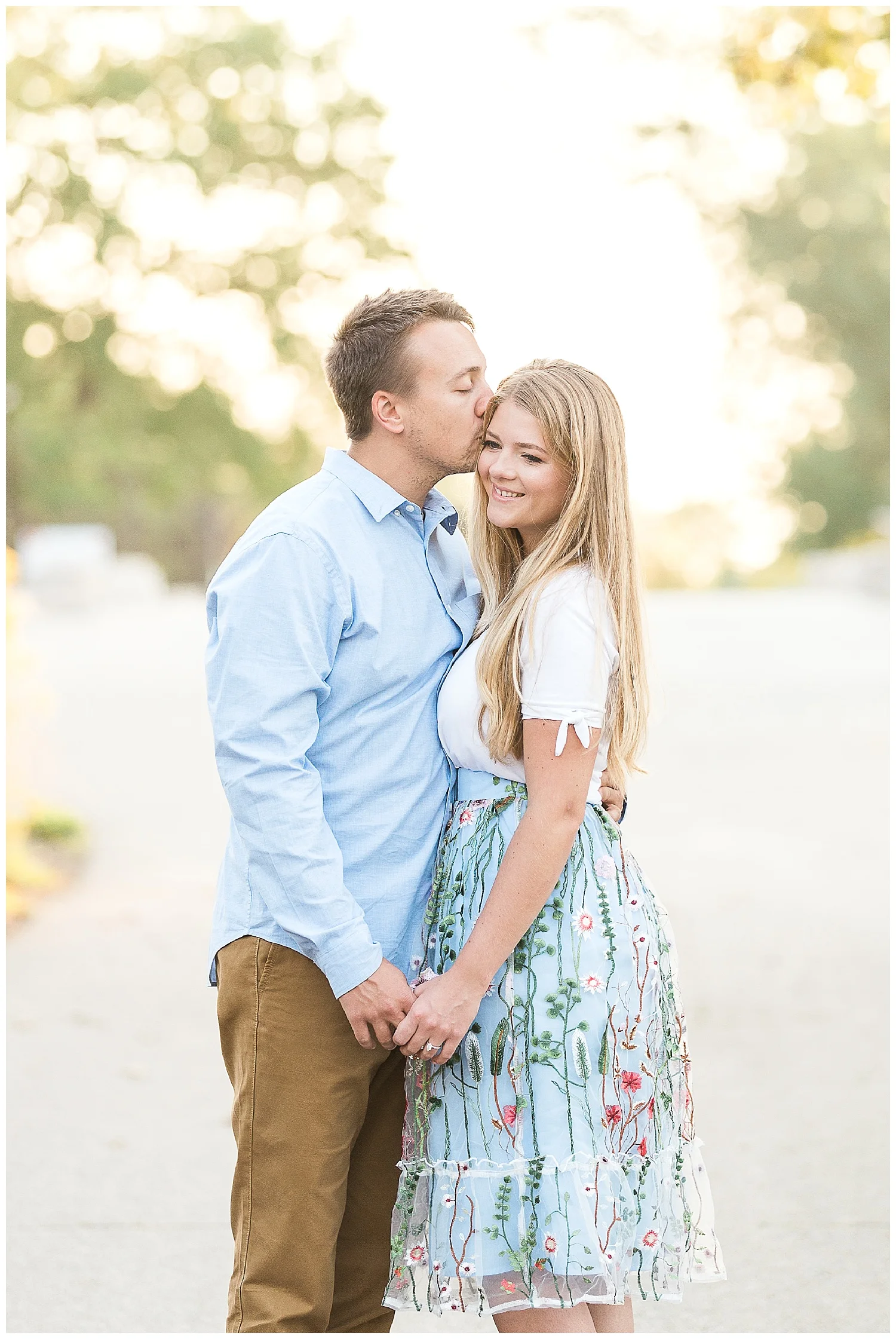Lincoln-Park-Chicago-Engagement-Photographer-10.jpg