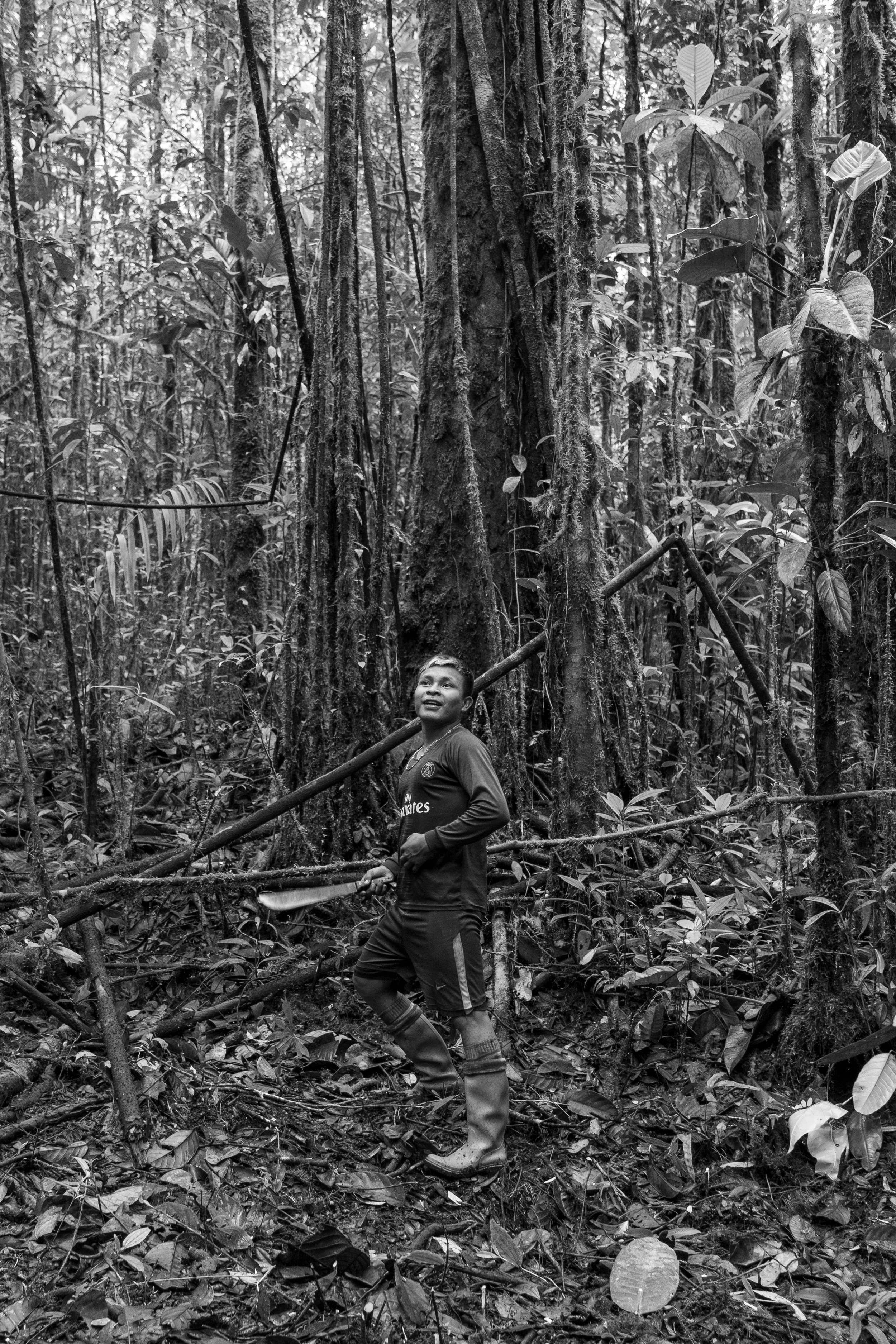 YOUNG GUIDE AT RORAIMA copy.jpg