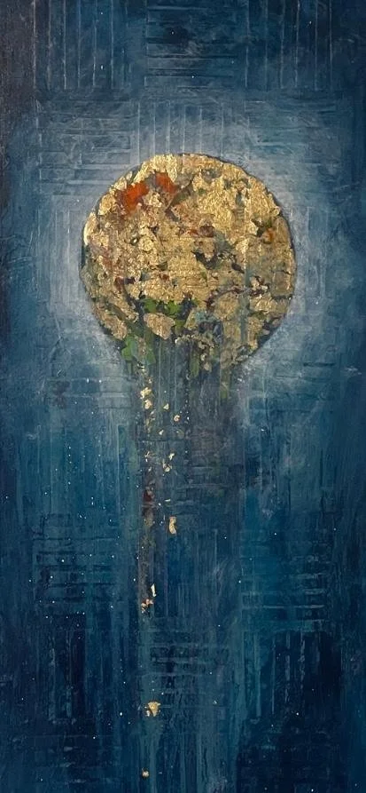 long blue pouring sphere 2.jpg