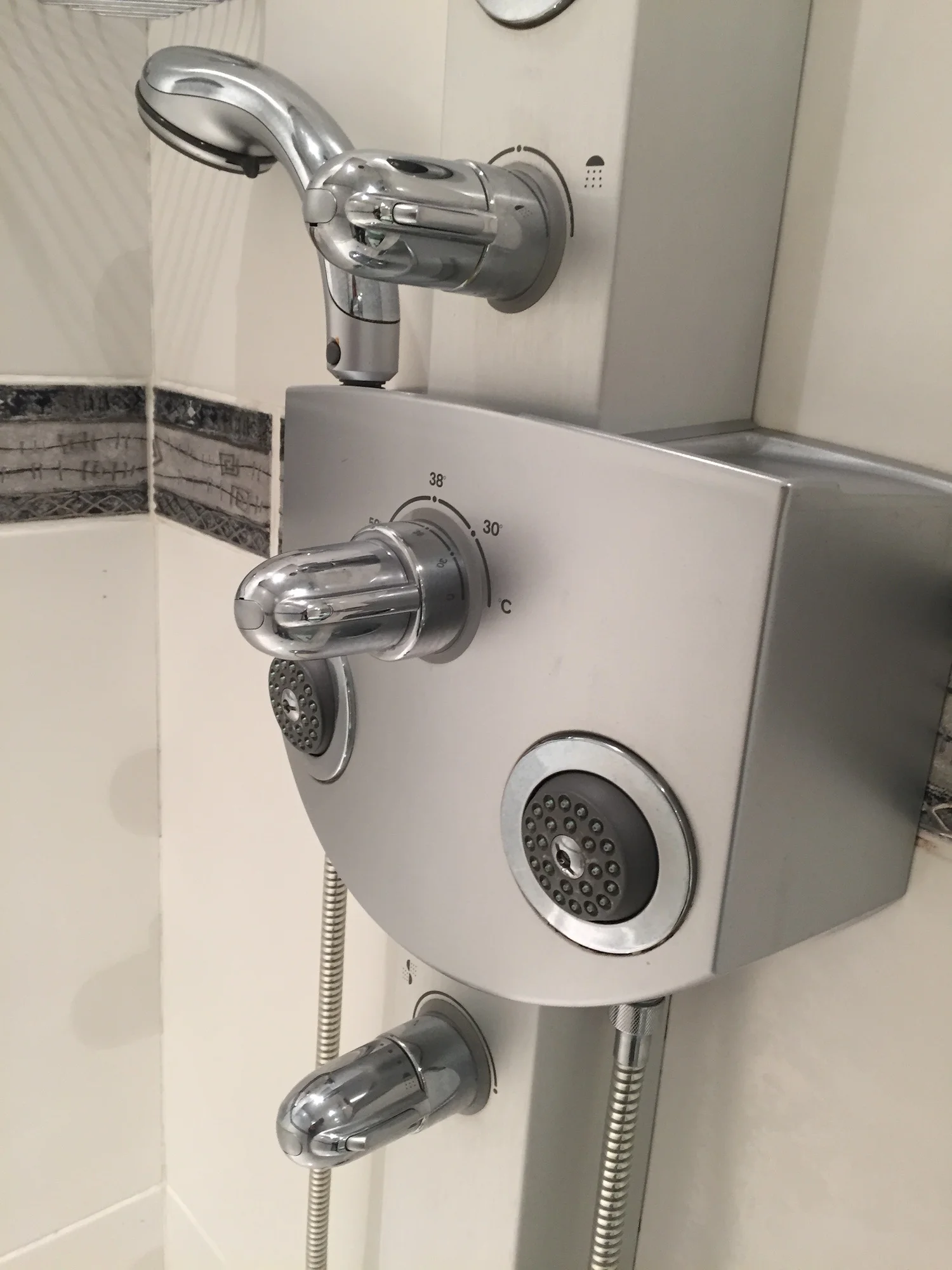 Ensuite shower