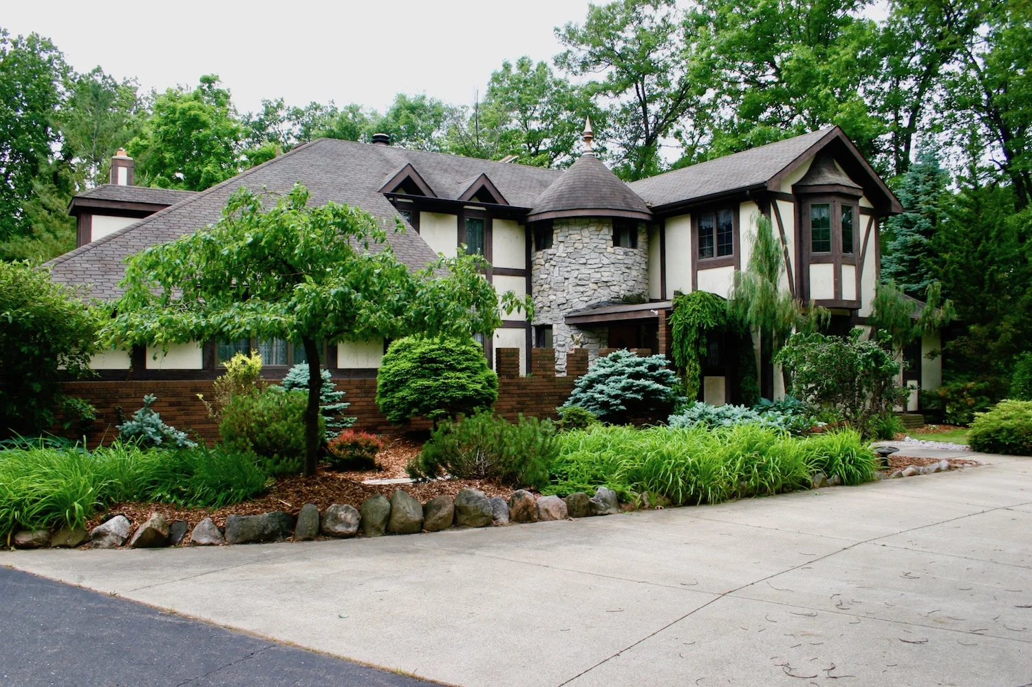 USA - University Manor