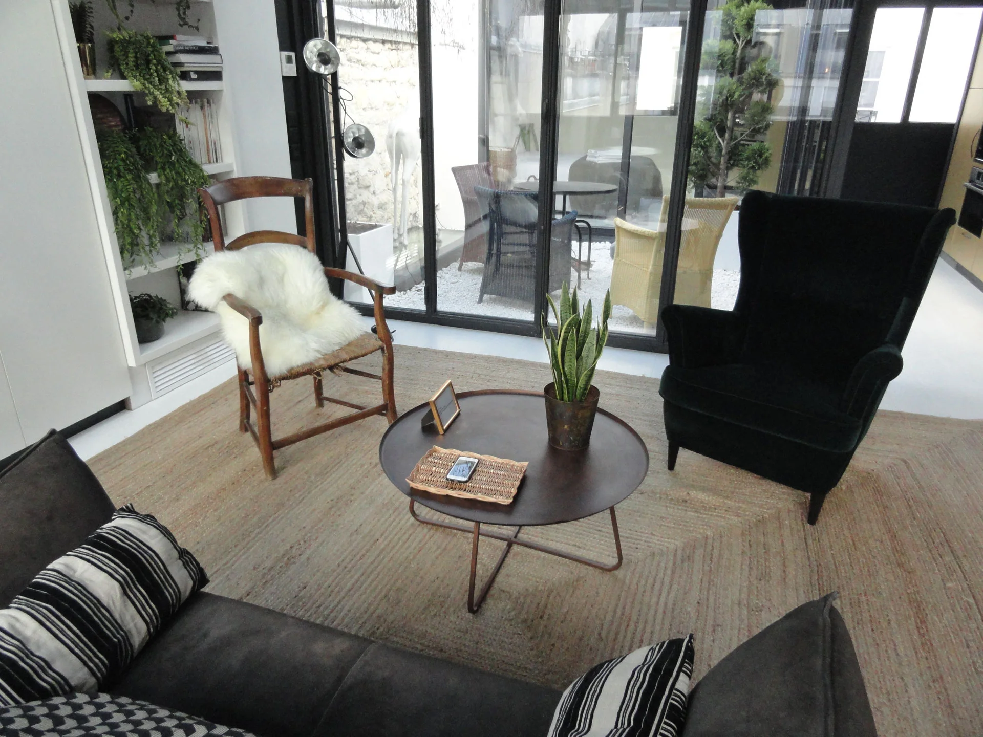 lounge area
