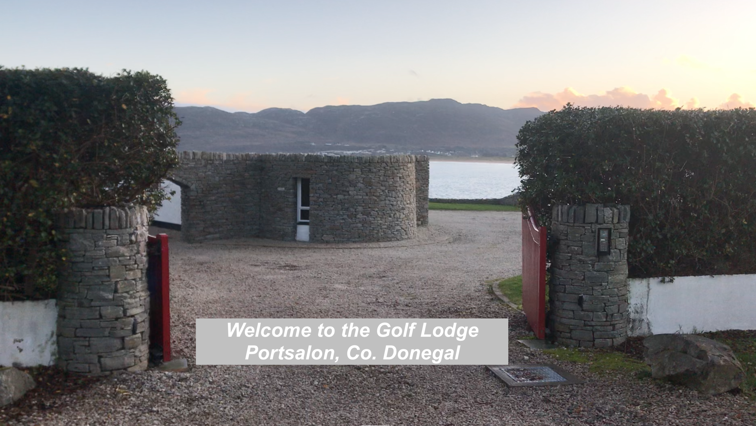 Golf Lodge Gate.png