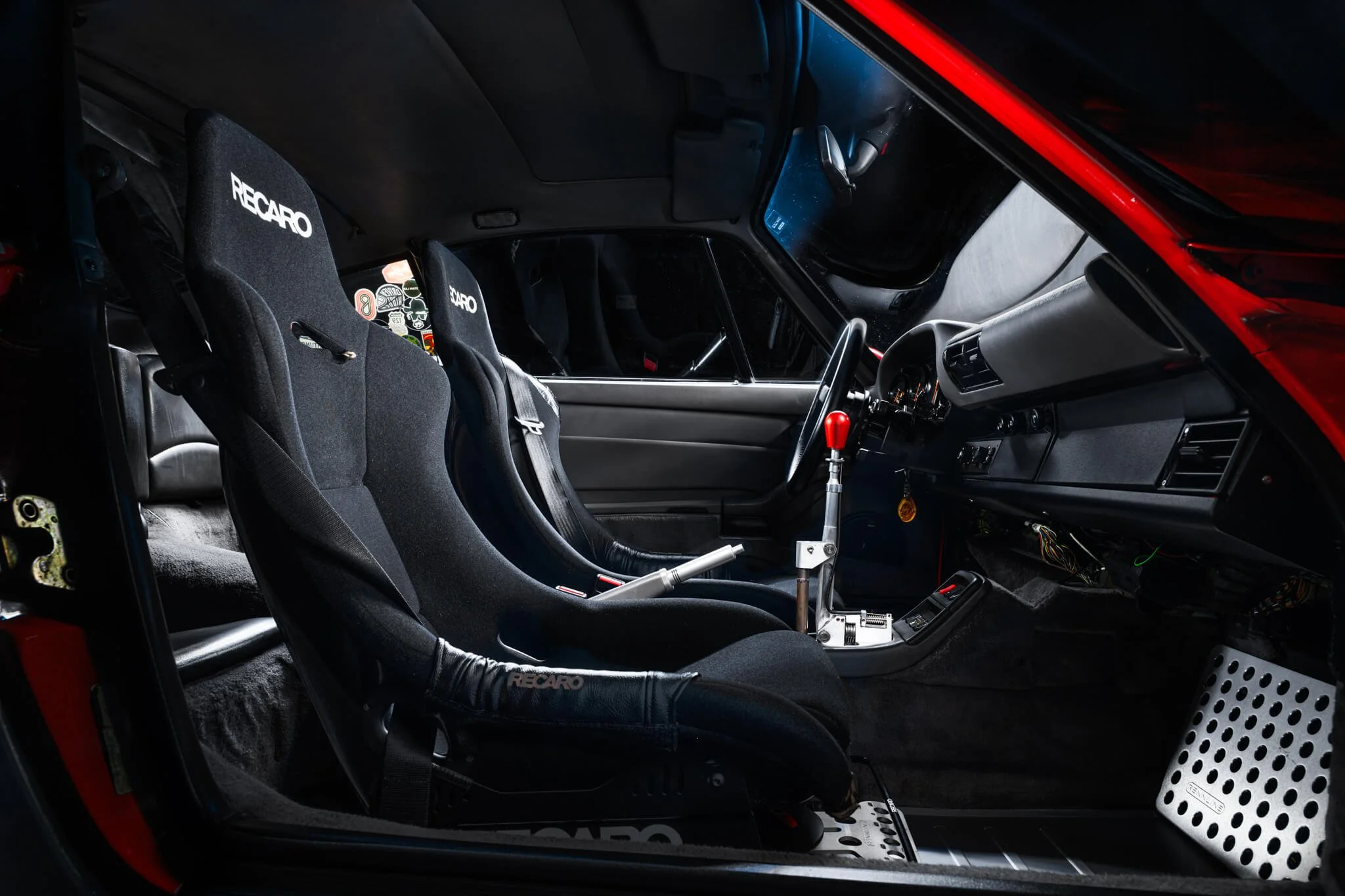 Porsche 993 Carrera-Hero-10.jpg