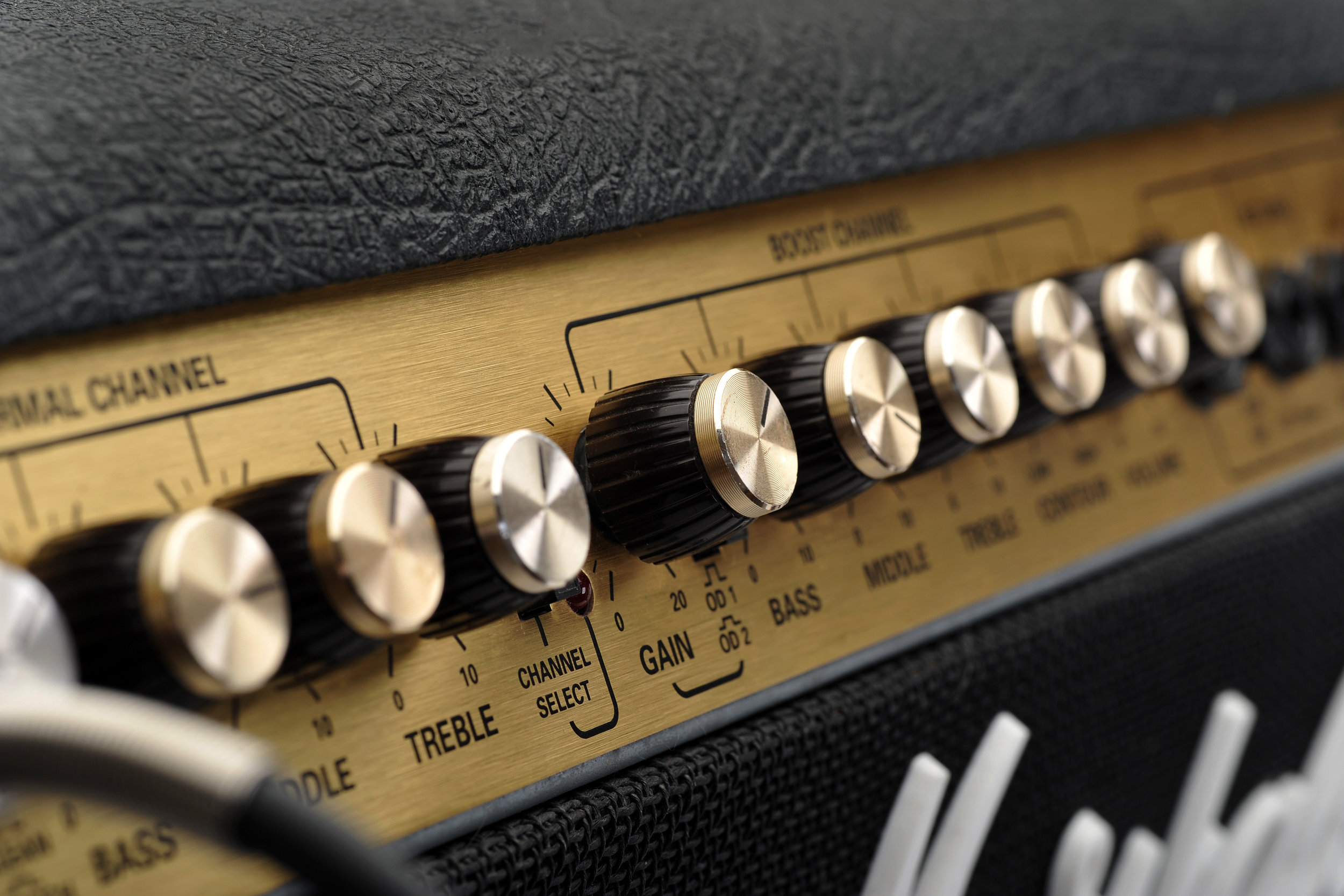 Detailing music. Marshall комбоусилитель 1960г. Усилитель для студии. Fender logo HD Wallpaper.