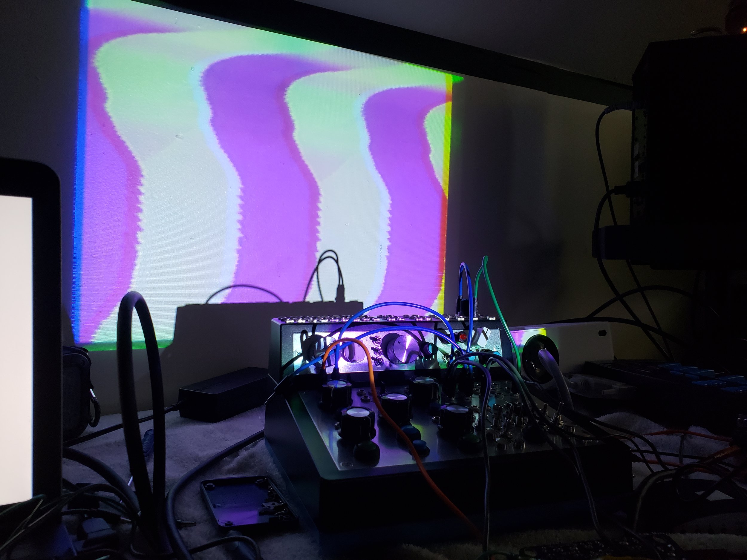 Oscillator near a multiple of 60Hz