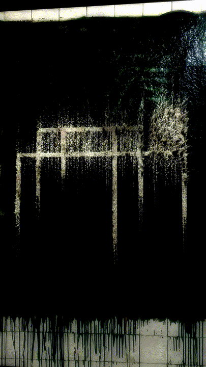 AD_SpotifyCover_V2_SlowRotate_Flash_shake_3.gif