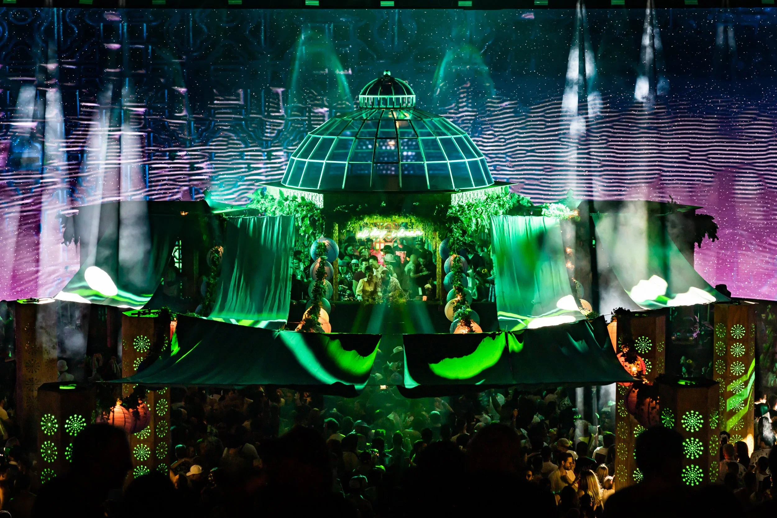  Gleix live visuals reel – club stage visuals and installations. Avant Gardner, Brooklyn Mirage, Keinemusik, Cityfox, Zamna Festival Tulum, Akumandra, Koncept LA, Electric Zoo, Boris Brejcha, All Day I Dream, VJ, Gleix Visuals, Generative club stage 