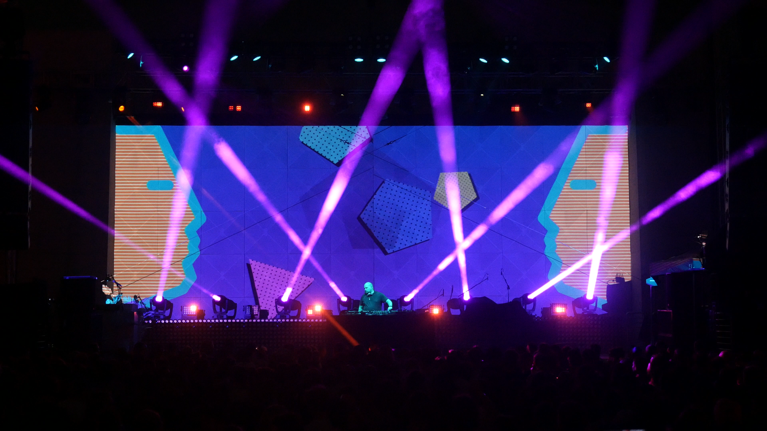 Gleix_GeorgeGleixner_Art_CircuitBending_Visuals_Music (10).webp