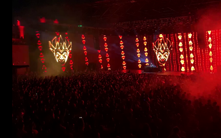 Gleix_LiveVisuals_NYC_TouchDesigner (17).webp