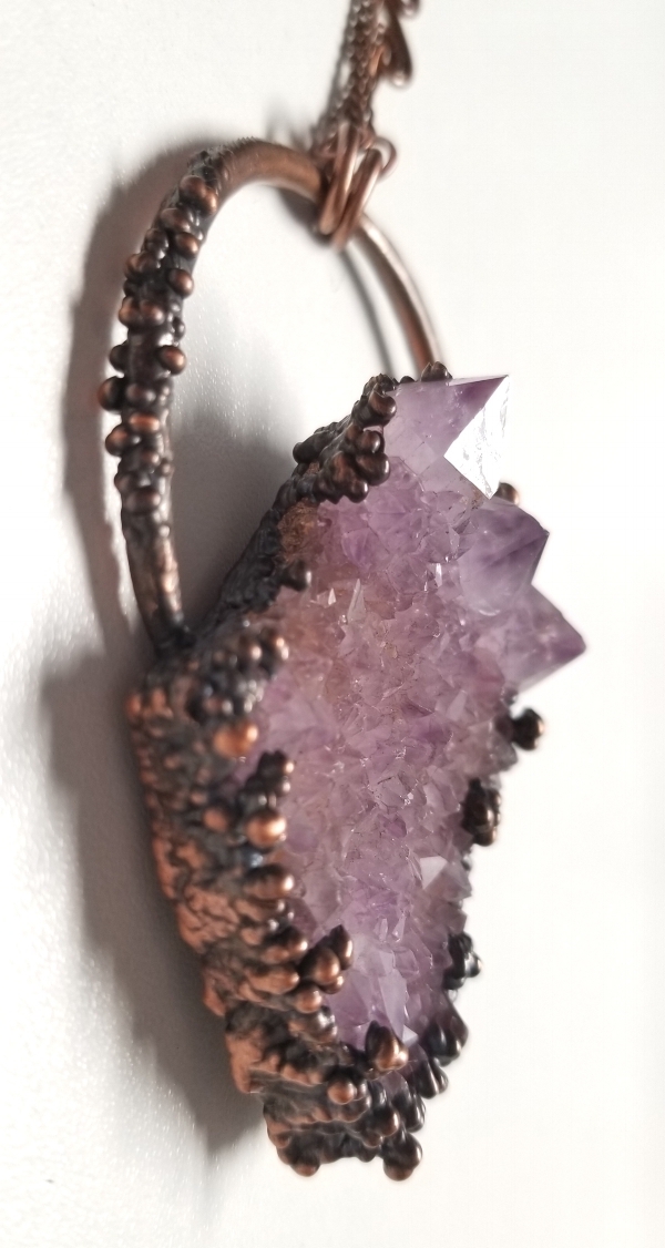Flat Amethyst Cluster Profile.jpg
