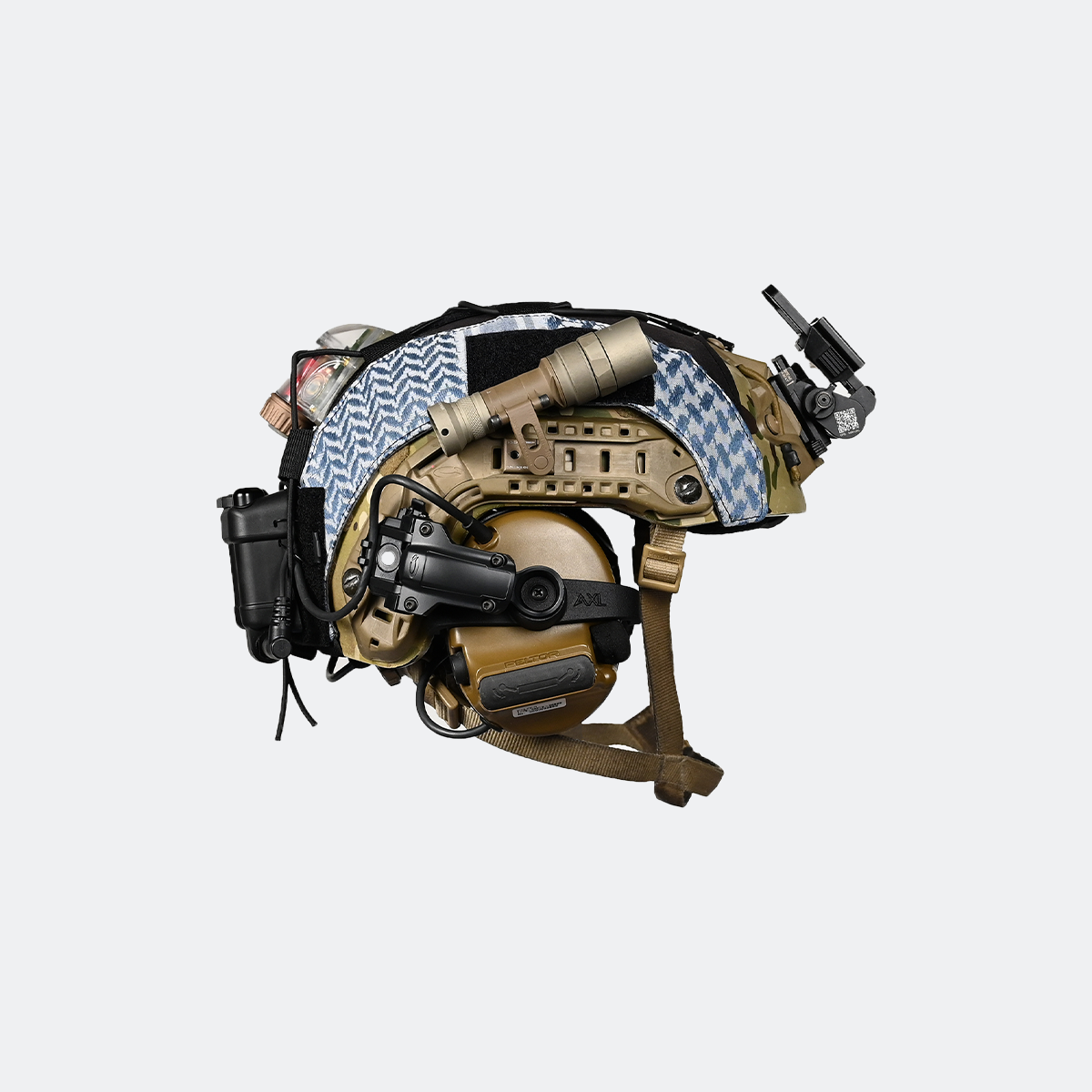 4crnrhelmet.png