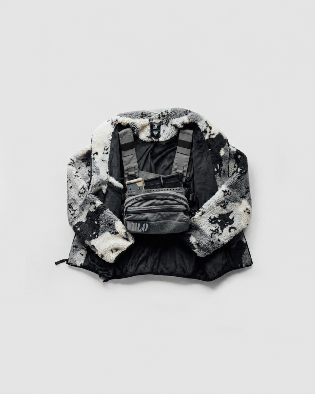 Open+Sherpa+Jacket+with+Grey+Harness.png