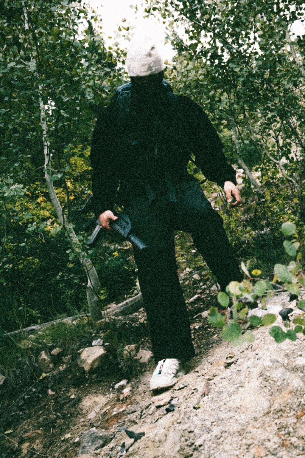 Qilo_26MED083_PICKUP_EDITS_056.jpg