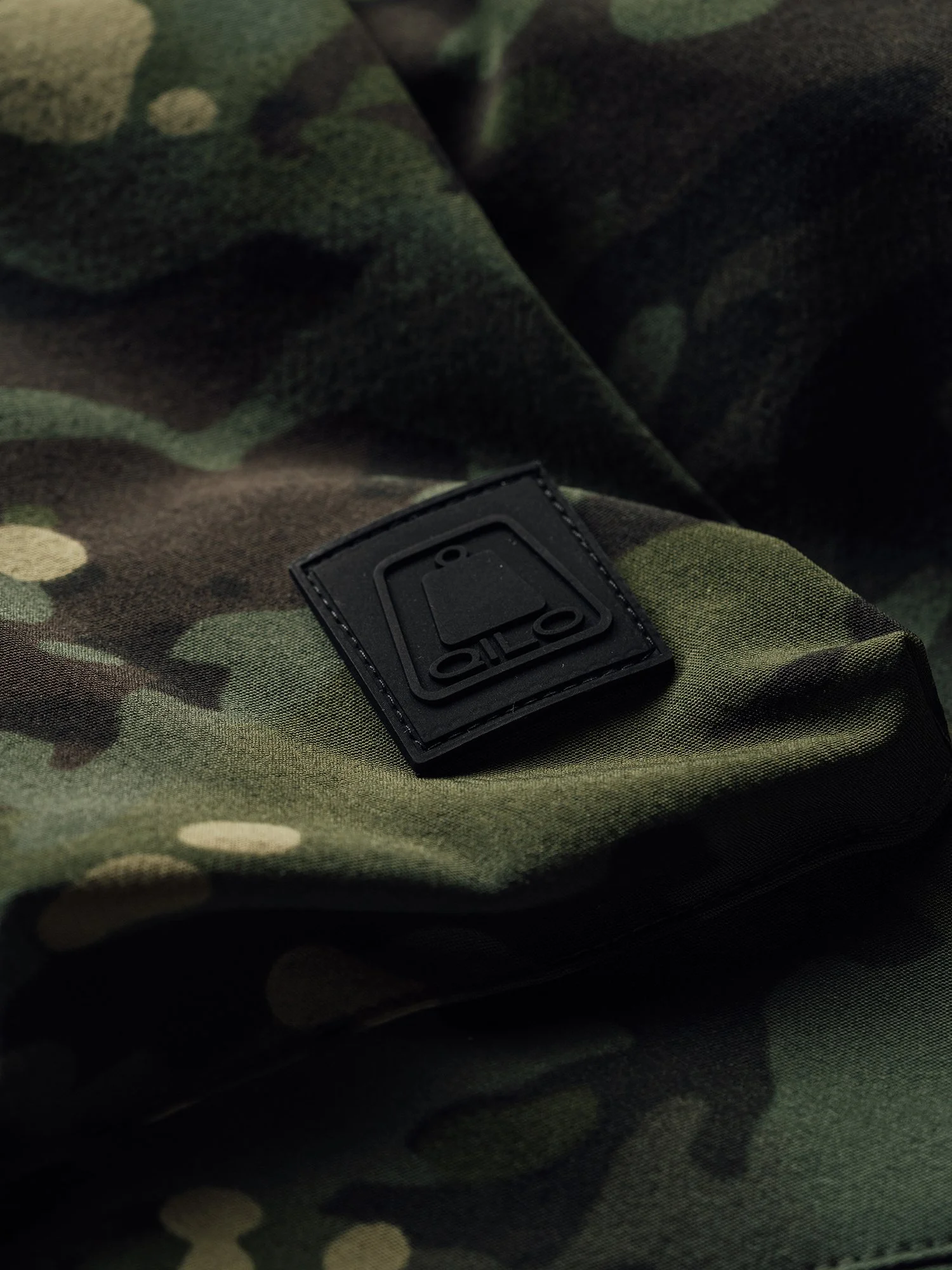 summit camo jacket aug 4-08245.JPG