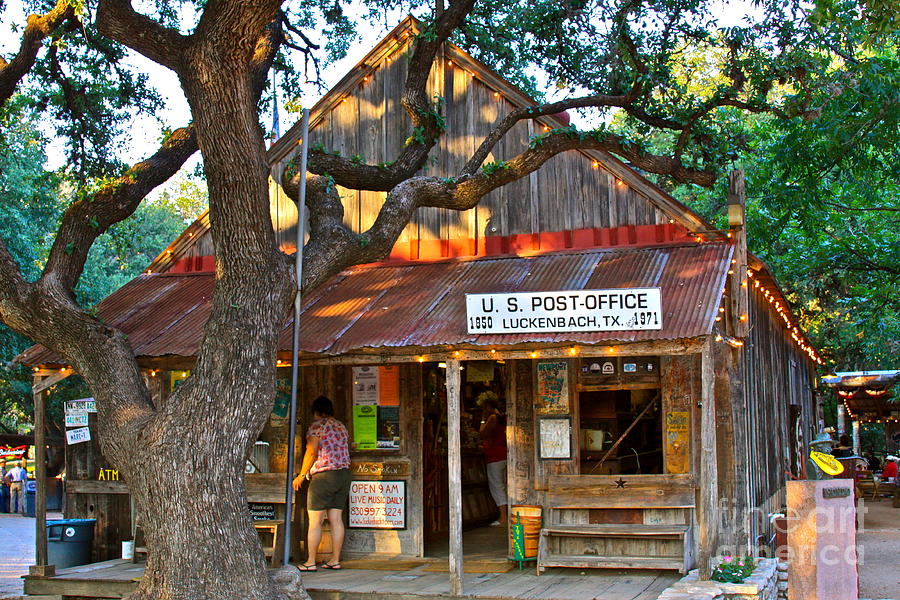 LUCKENBACH