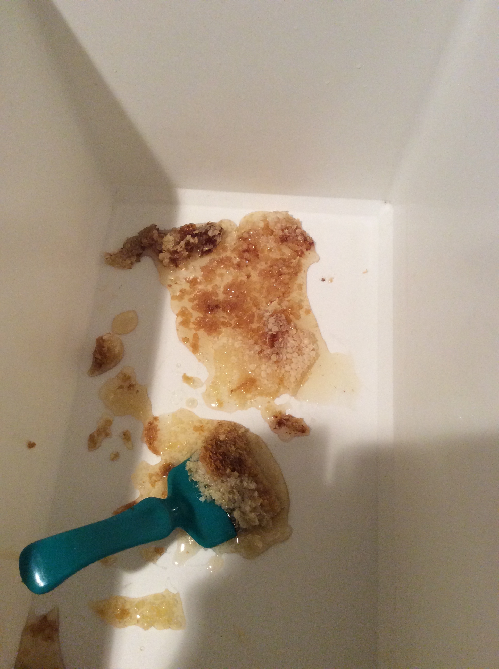 These are the cappings from the first frame. Do you see the yummy gooey honey?
