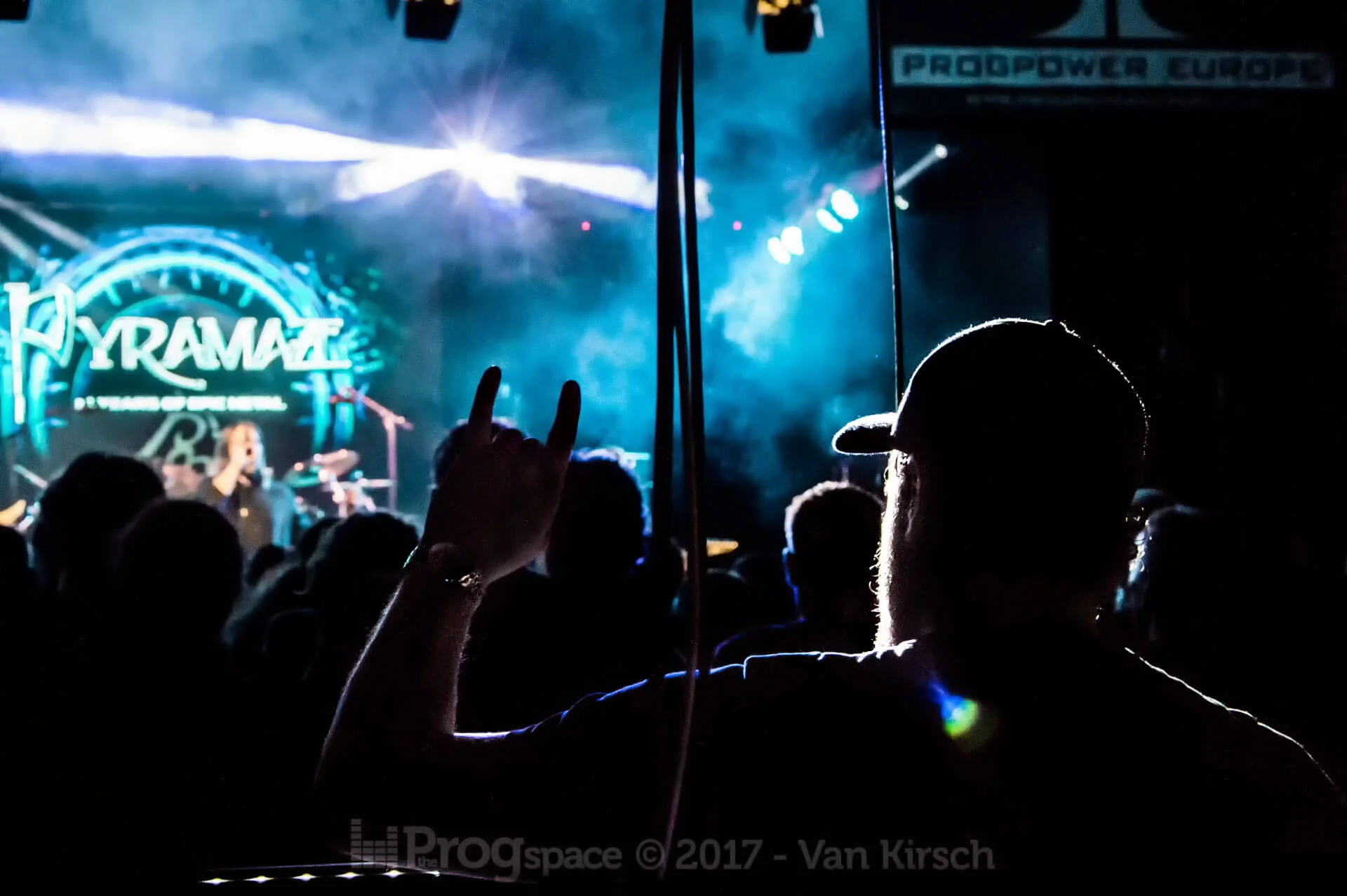 crowd.jpg