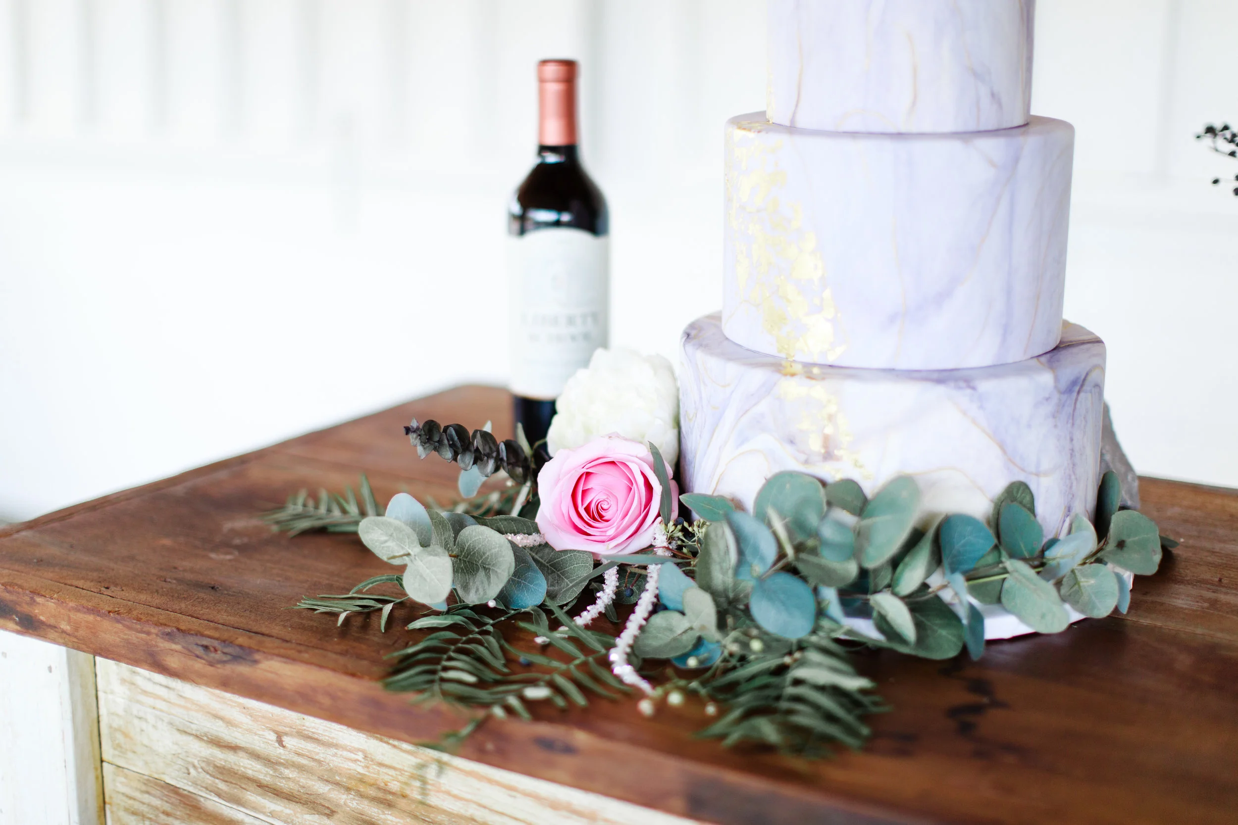 Allyography_WinterWeddingStyledPortraiture_BodockFarms_BurkesvilleKentucky-289.jpg