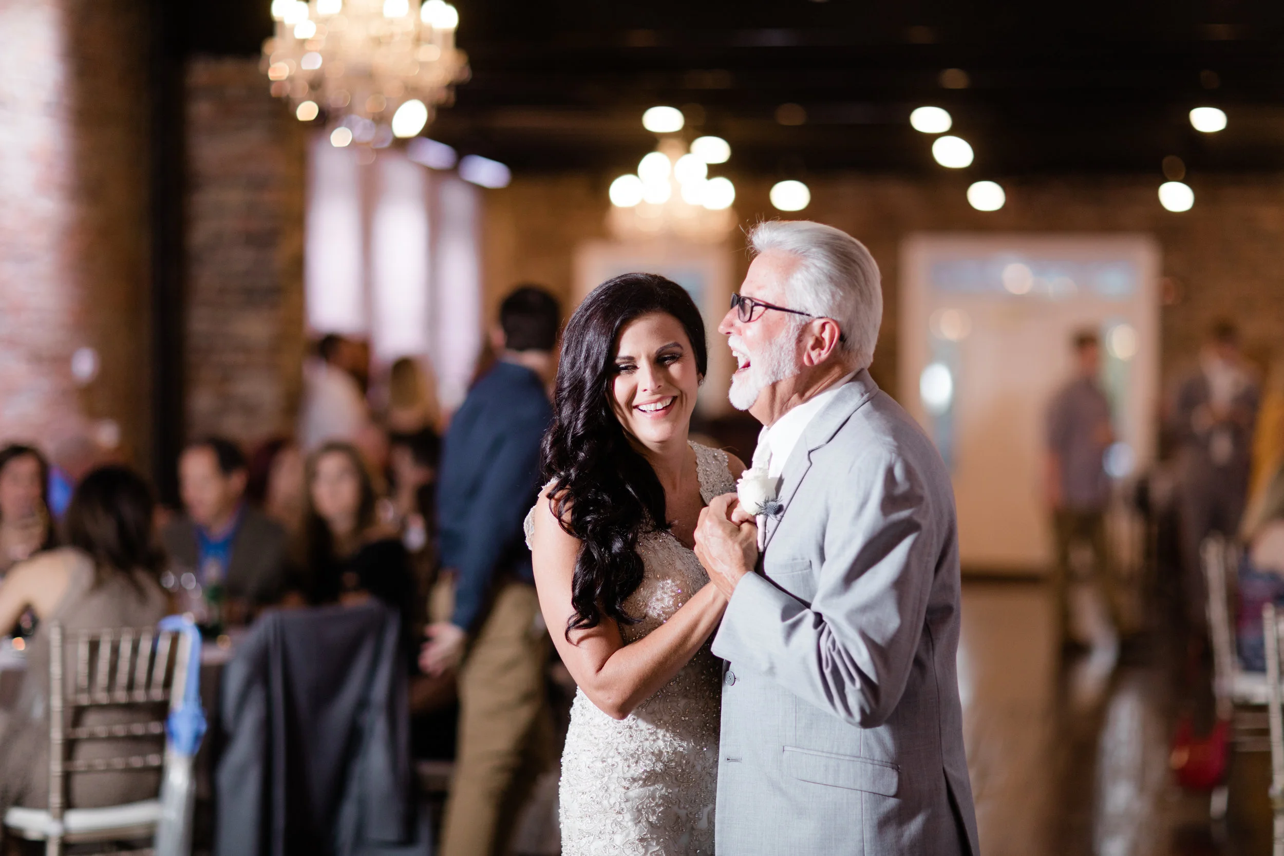 ALLYOGRAPHY_McCoyWedding_TheCharleston_BowlingGreenKentucky-46.jpg