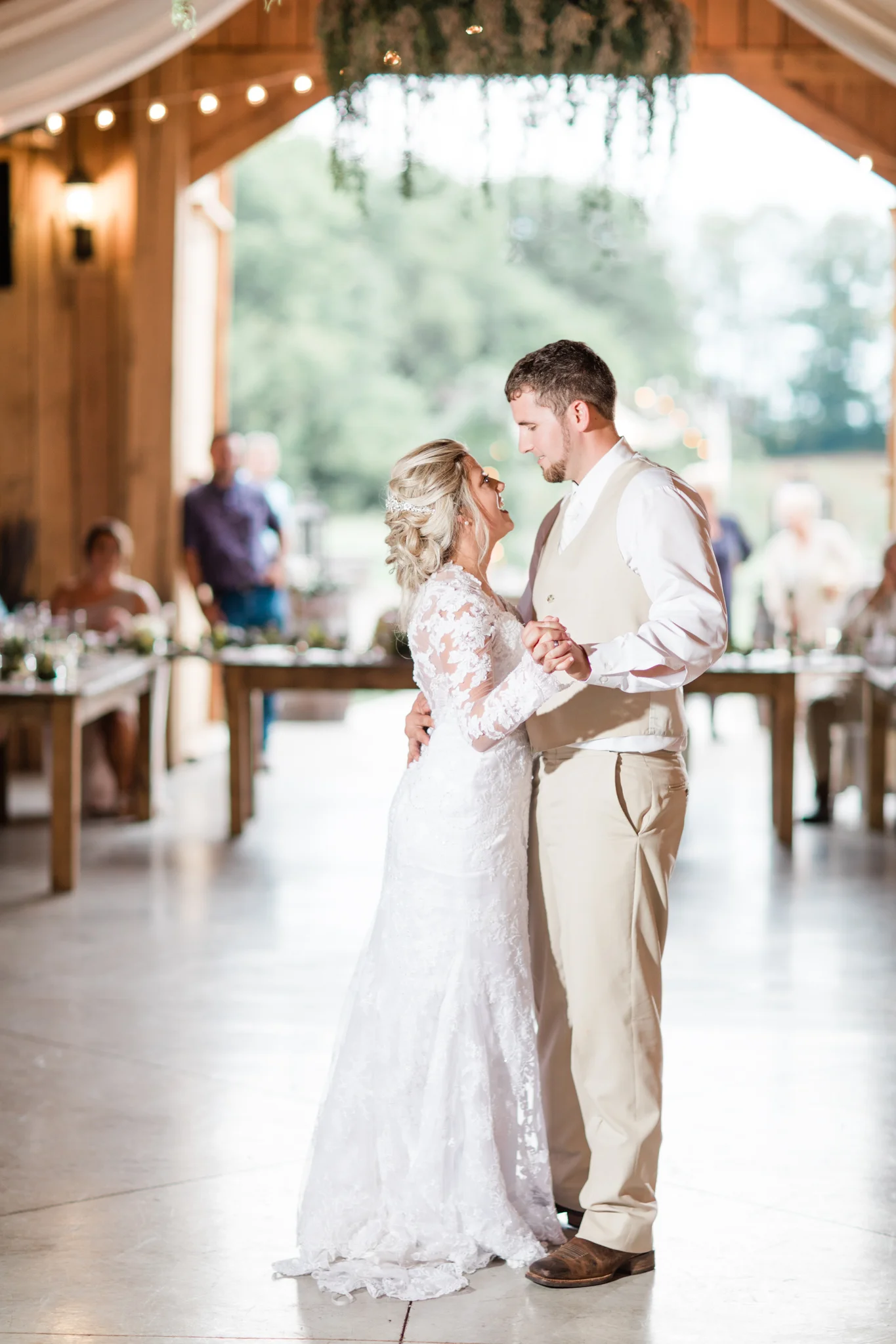 ALLYOGRAPHY_WilsonWedding_ElkinsGrove_SmithsGroveKentucky-45.jpg