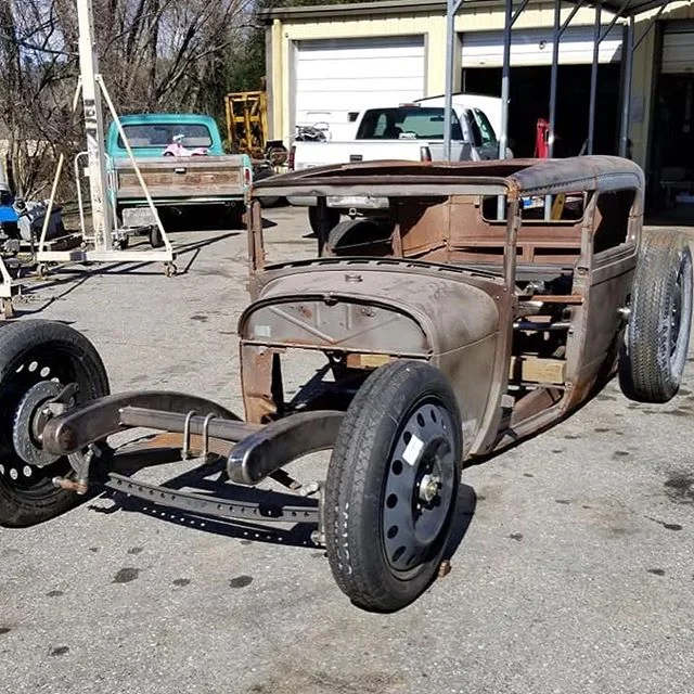 @wranglermandlt chassis almost complete. Still have a long road but its finally a roller. .
,
!

#primeredblackinc #asheville #modela #modelaford #notaratrod #metalfab #modelamafia @peteandjakeshotrod @southern_rods