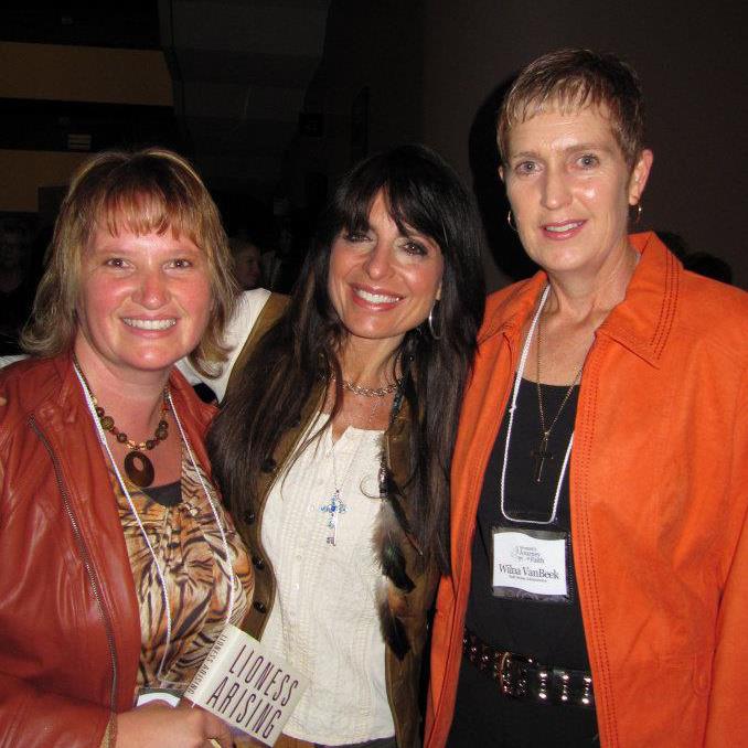 Lisa and Lisa Bevere and Winla.jpg