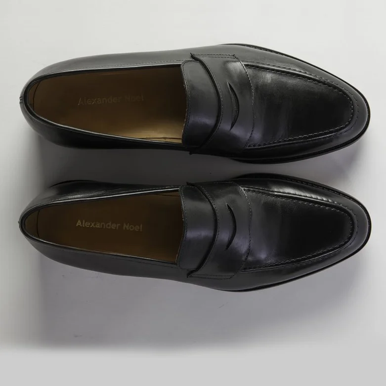 BlackLoafer.jpg