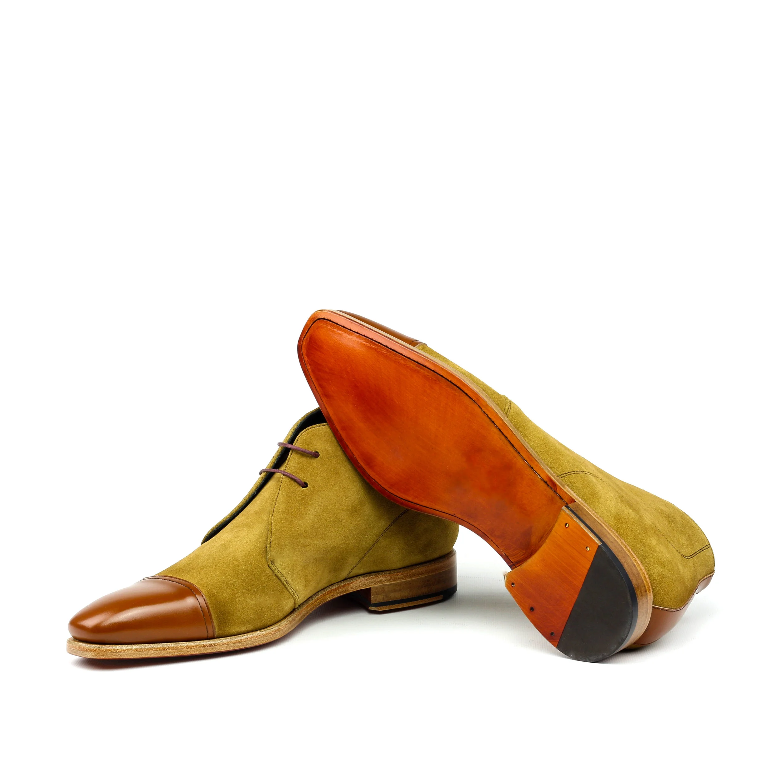 chuka_captoe_suede_camel_9.jpg