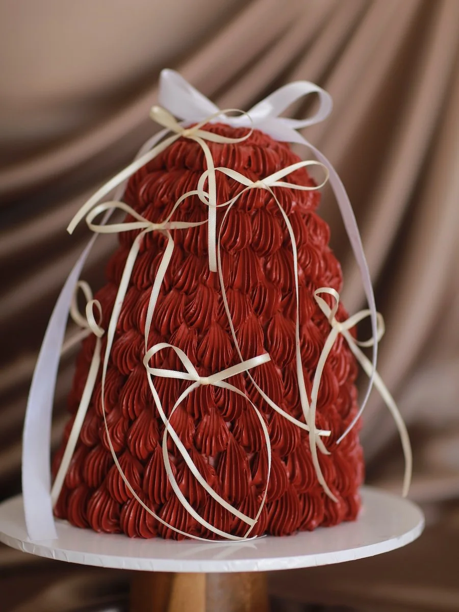 TELL Cakes Larisa 1.jpeg