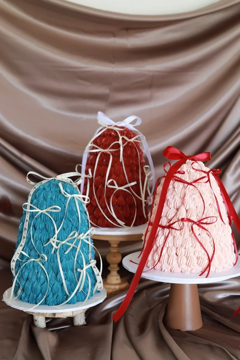 TELL Cakes Larisa 4.jpeg