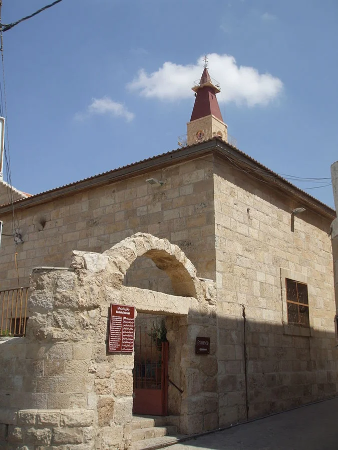 A church in the Madaba Archaeological Park. Photo taken by Freedom’s Falcon, distributed under CC BY-SA 3.0 license.