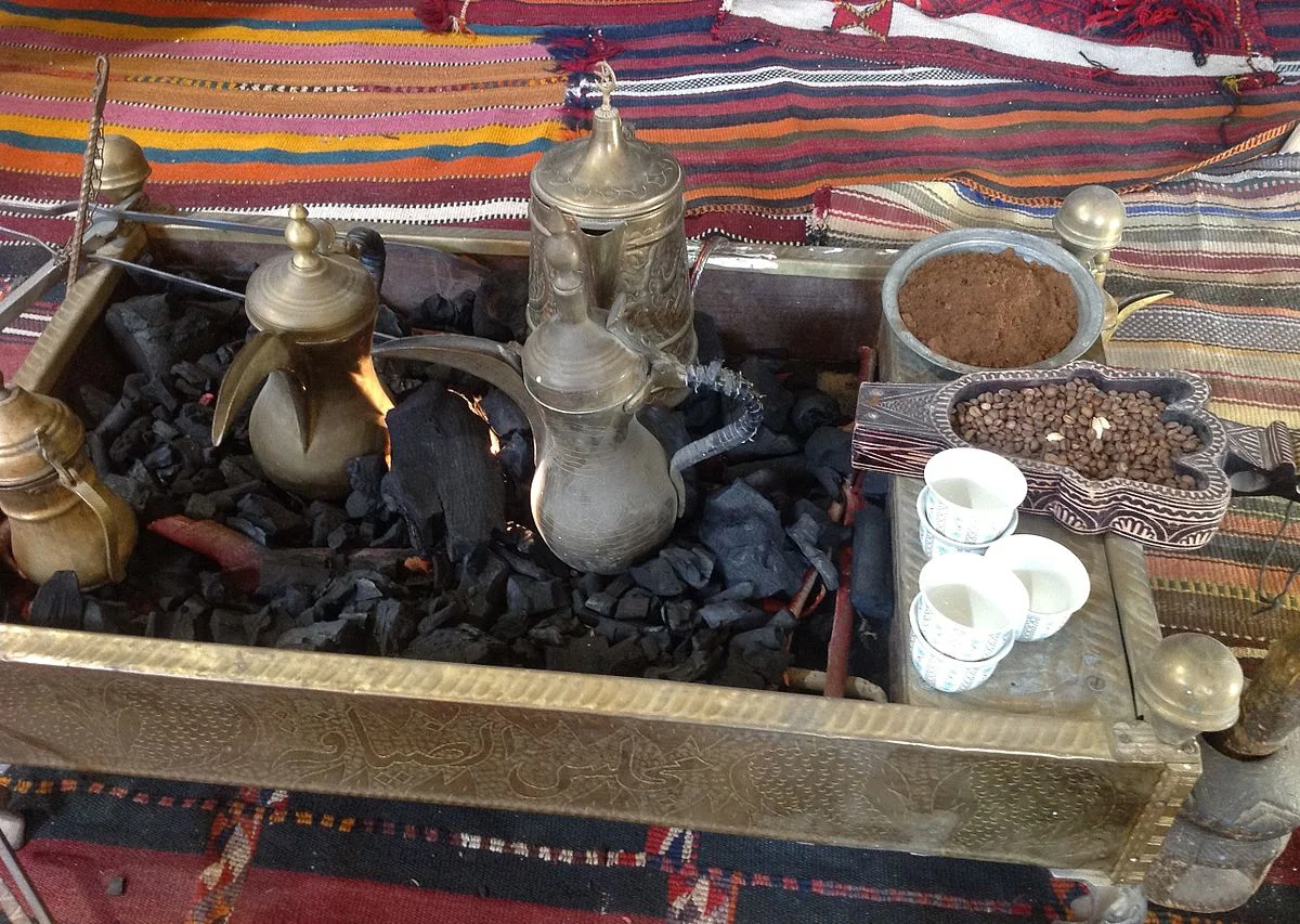 Preparing arabic coffee. Photo taken by Mervat Salman, distributed under CC BY-SA 3.0 license.