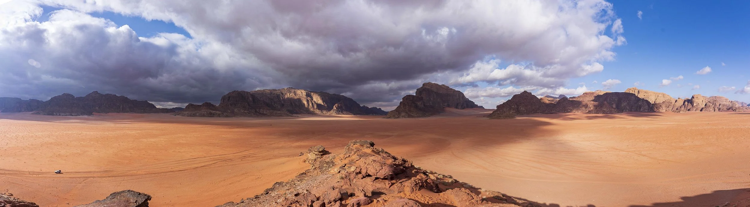 krajobraz pustynny Wadi Rum