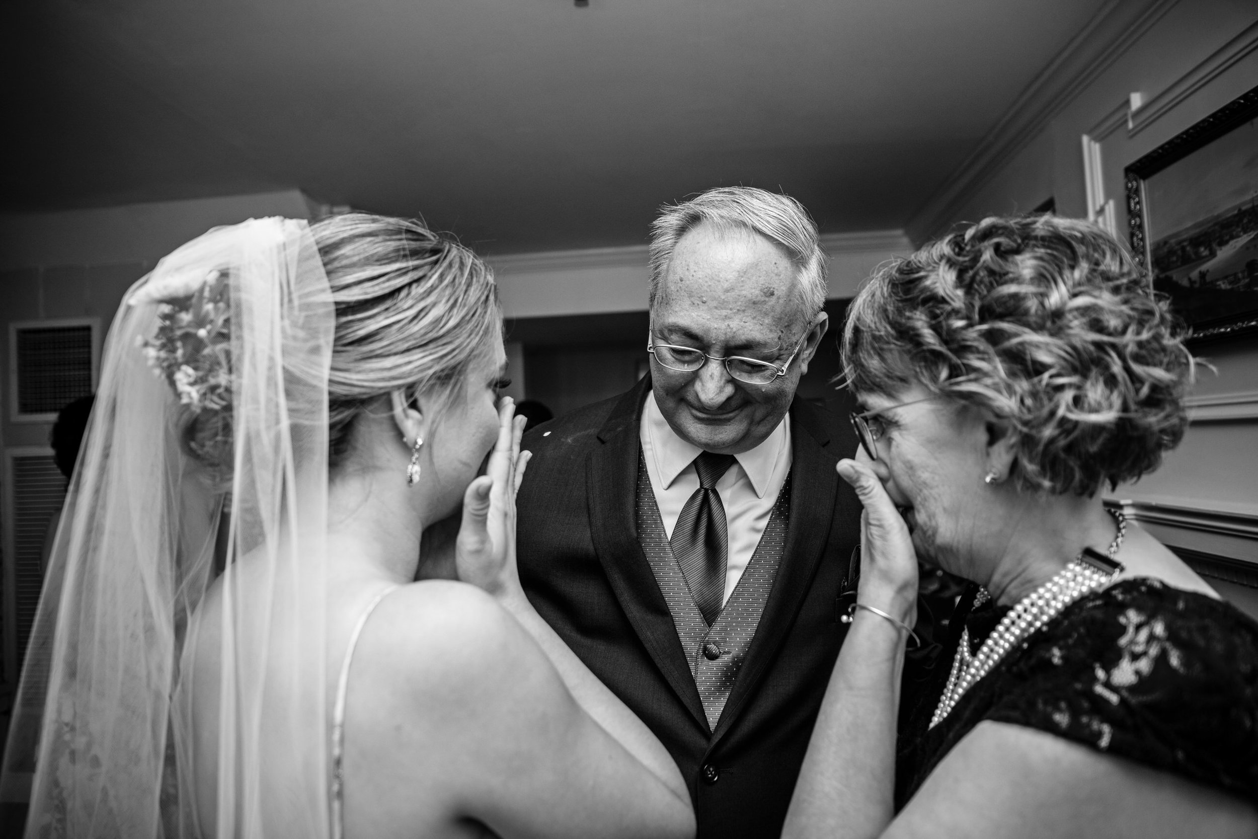 AdmiralFellInnWedding-Kelly&Sky-GettingReady-39.jpg