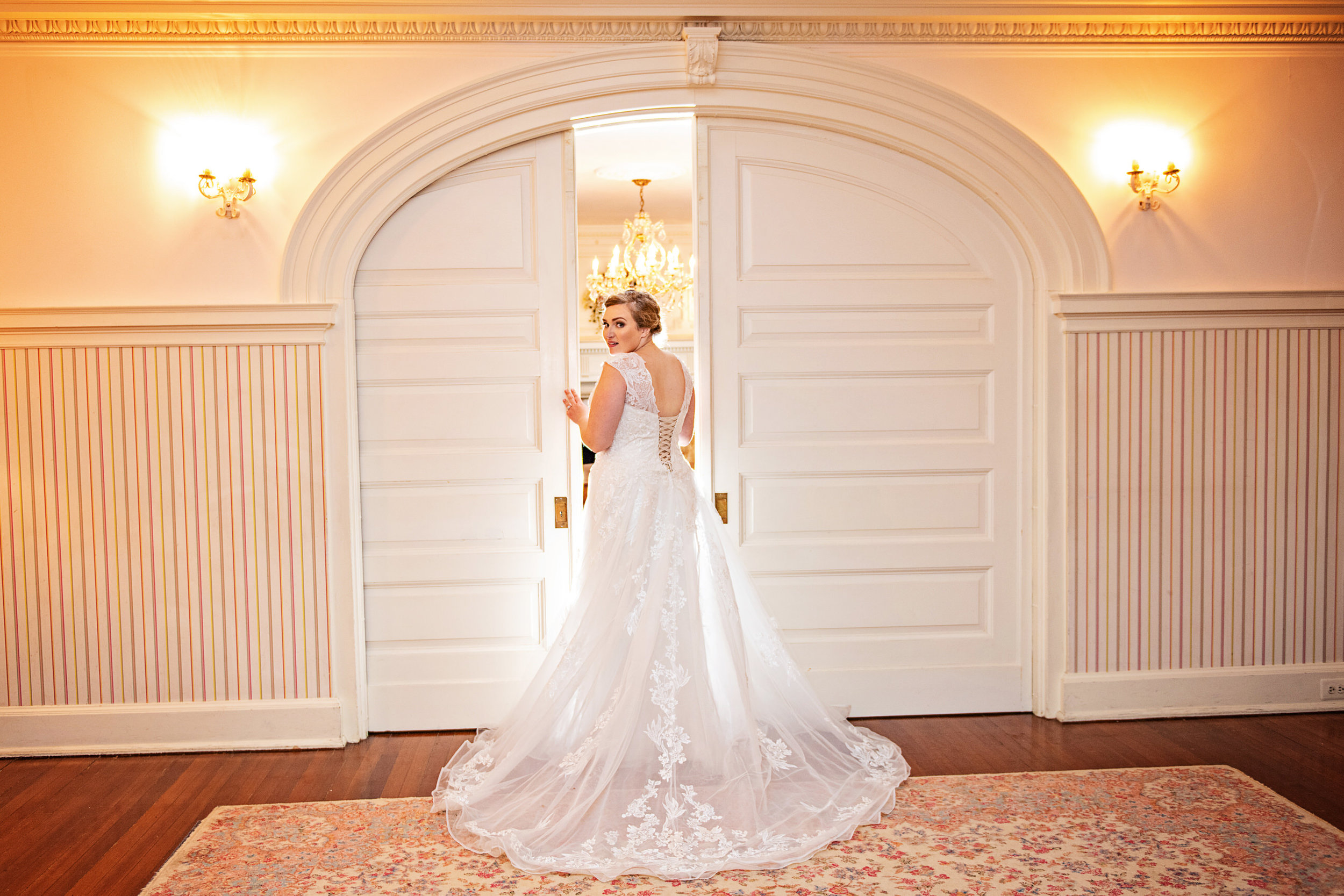 LiriodendronMansionWedding-Jackie&Levi-Night-19.jpg