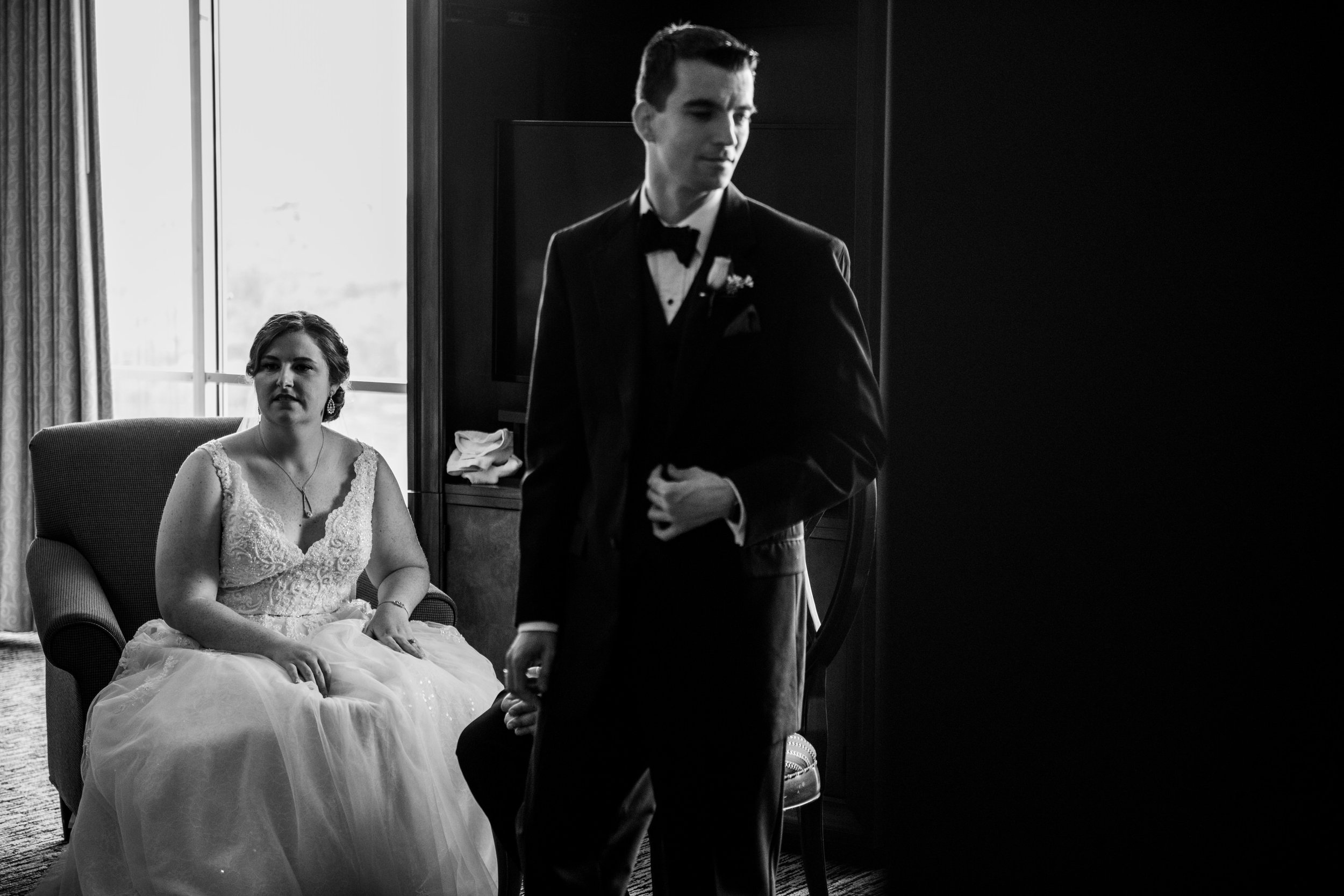 MarriottDC-Sarah&Sasha-gettingready-0929.jpg