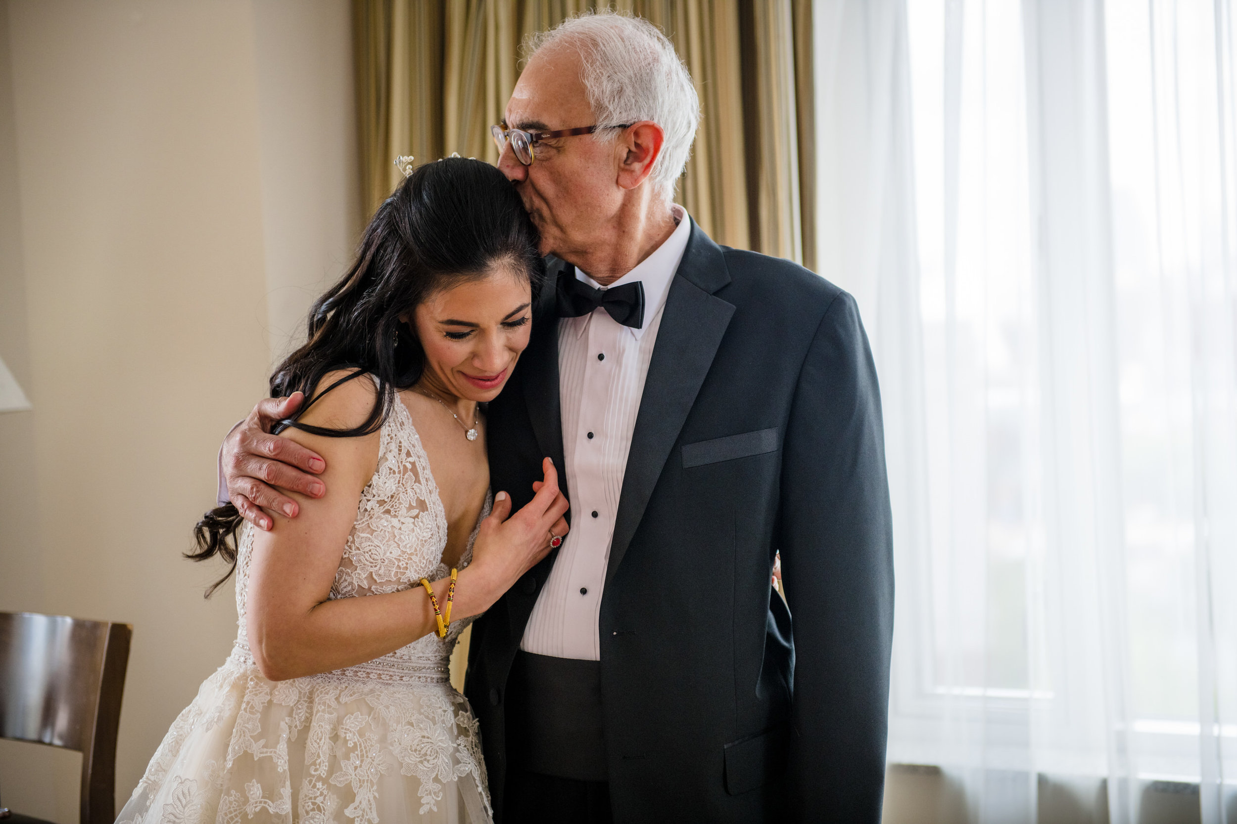 BaltimoreBelvedereWedding-Saniha&Mo-GettingReady-3740.jpg