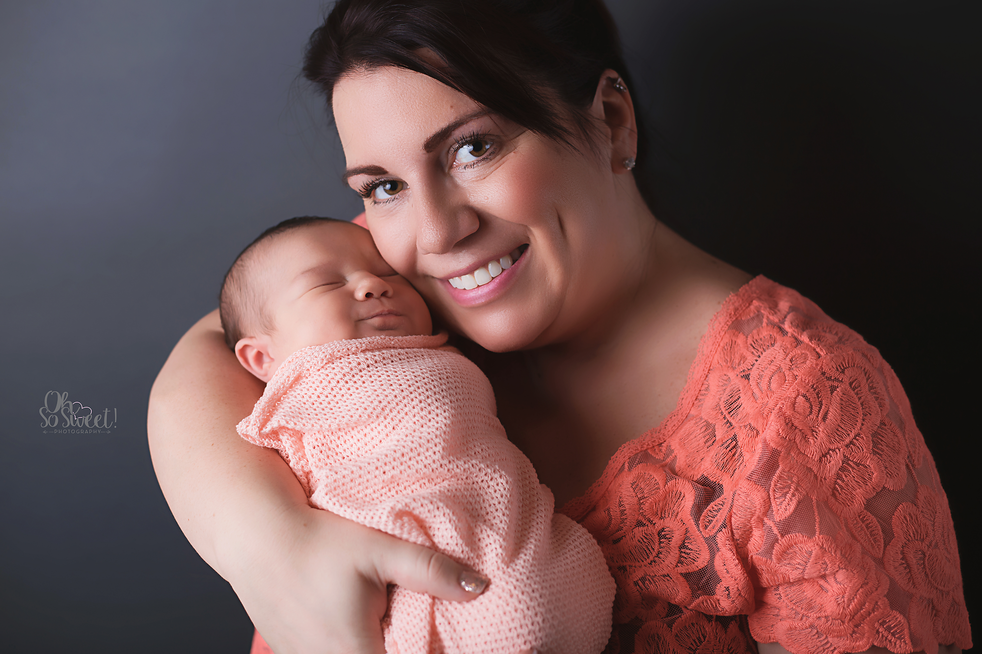 I get a parade of these gorgeous, put together moms in my studio. How do they do it?!