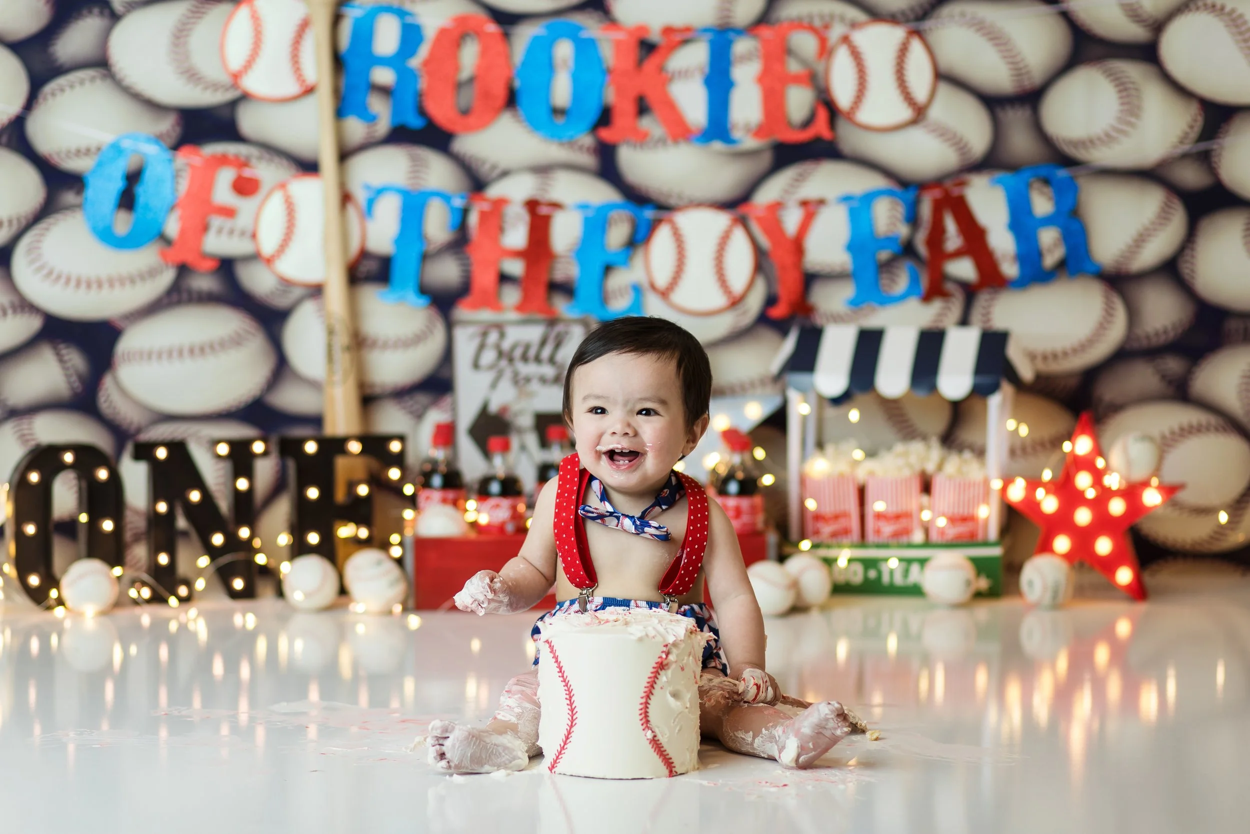 RodabaughCakeSmash-1.jpg