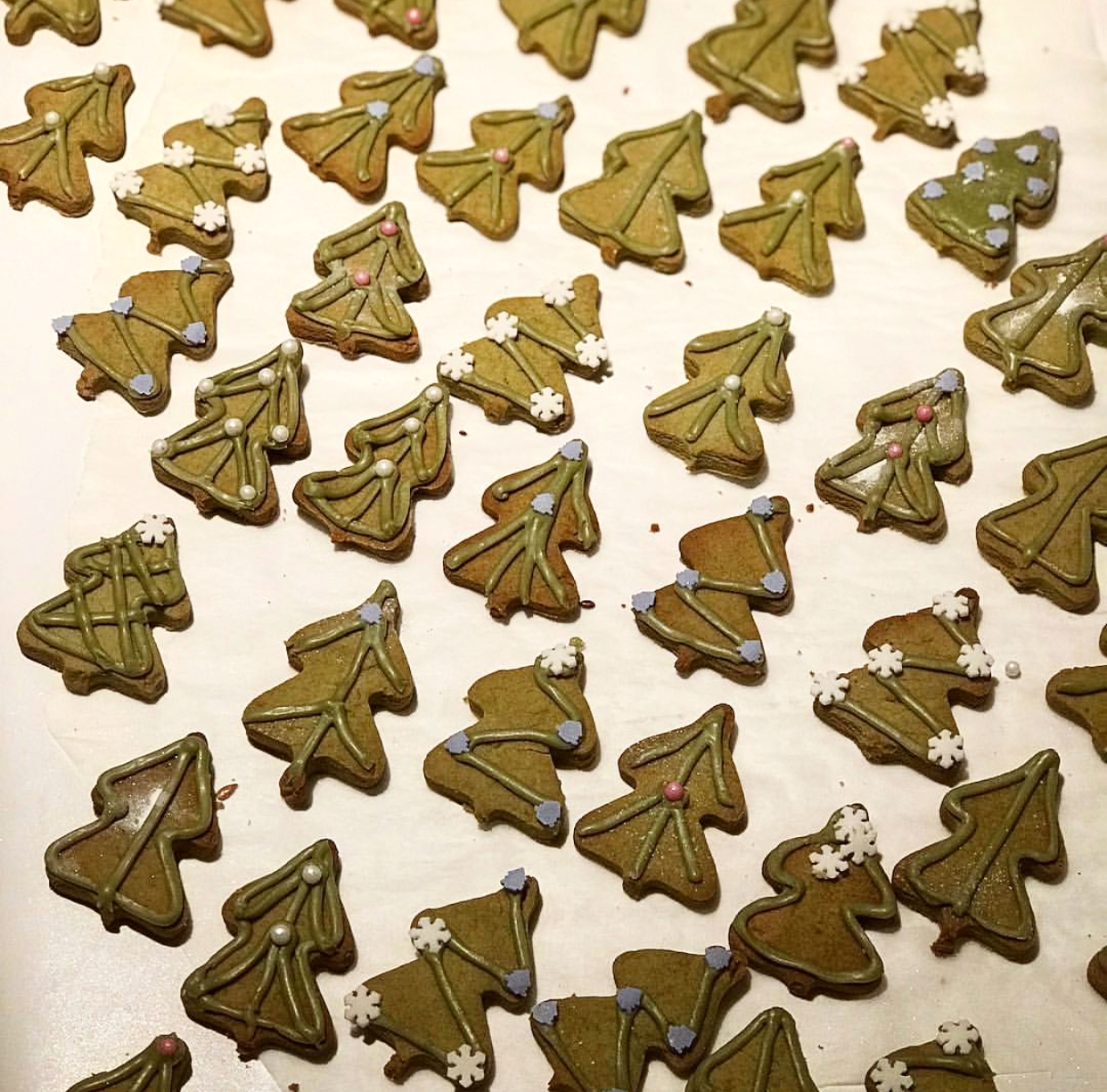 Vegan Matcha Christmas Cookies.jpg