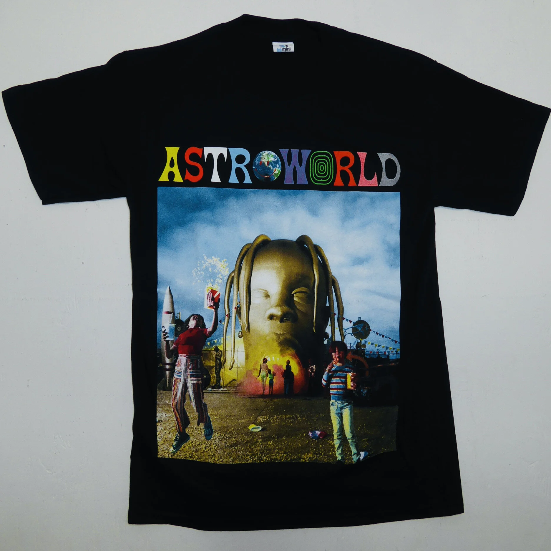P1090589 TRAVIS SCOTT ASTROWORLD 2.JPG