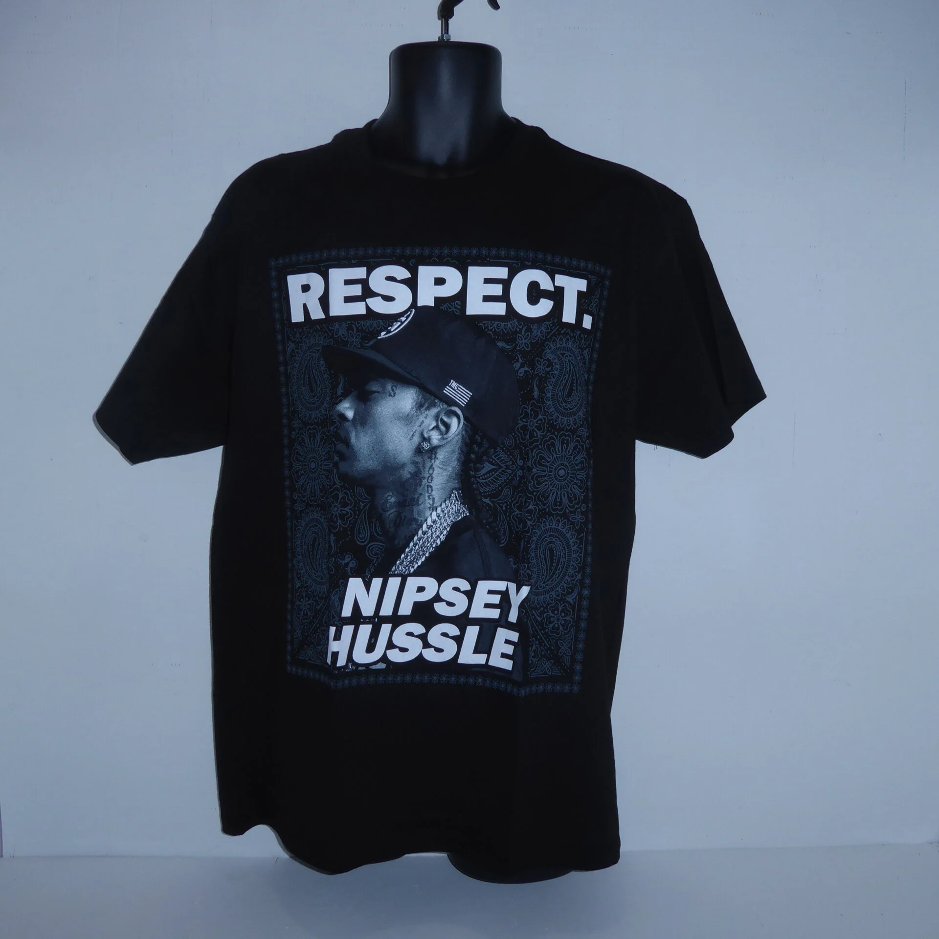 P1080500 NIPSEY RESPECT.JPG