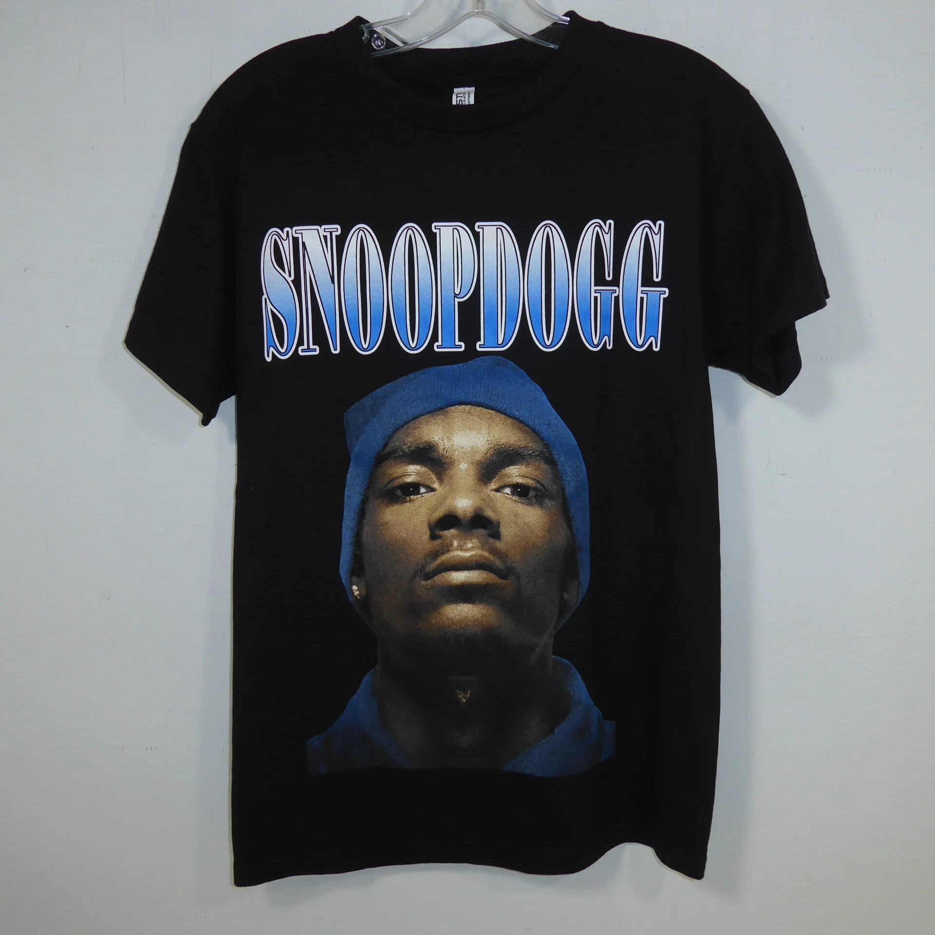P1090070 SNOOP BLUE.JPG